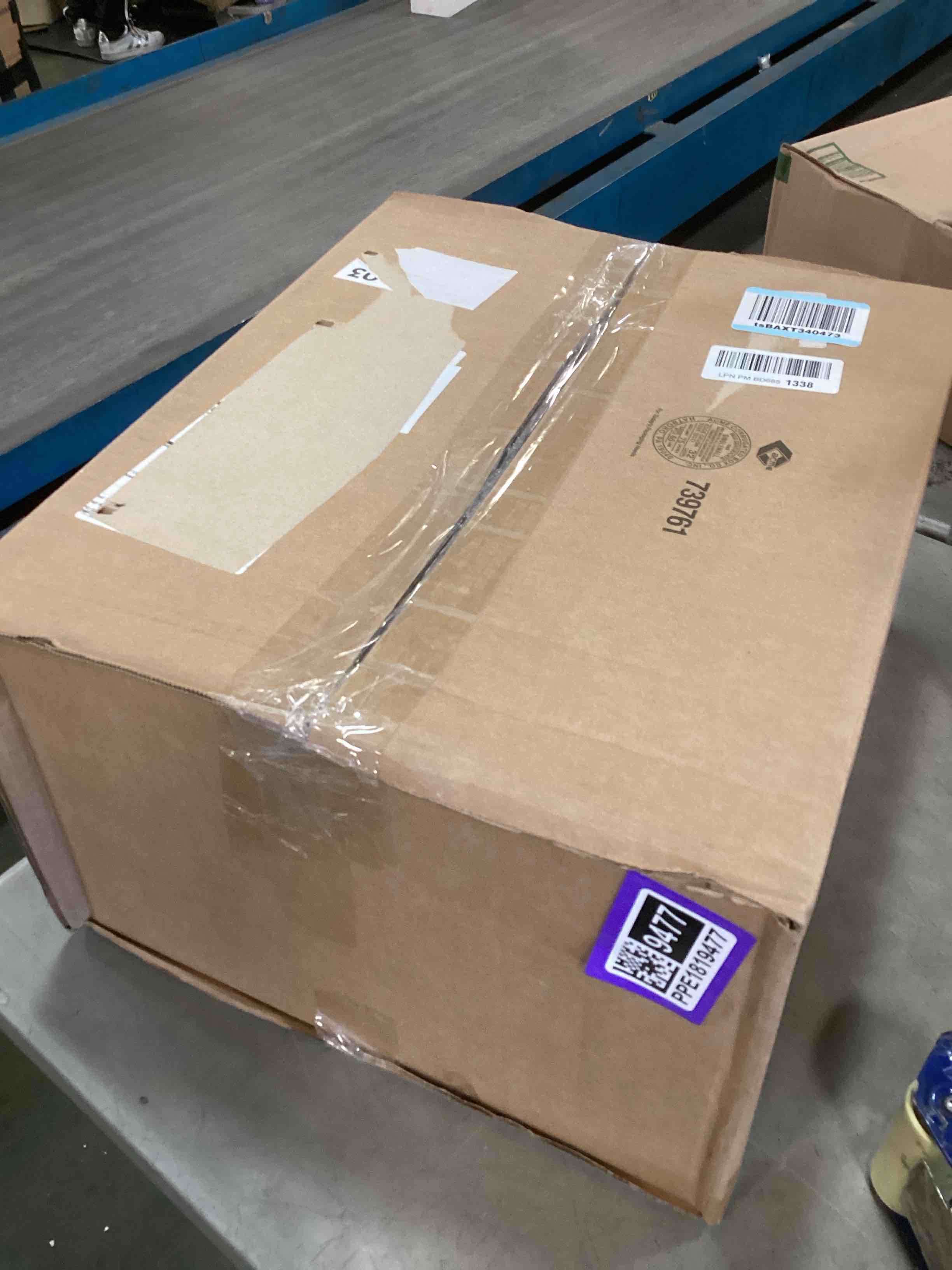 https://s3.amazonaws.com/lotting-images-prod/bidfta/PPE1819477_1732631437634.jpeg