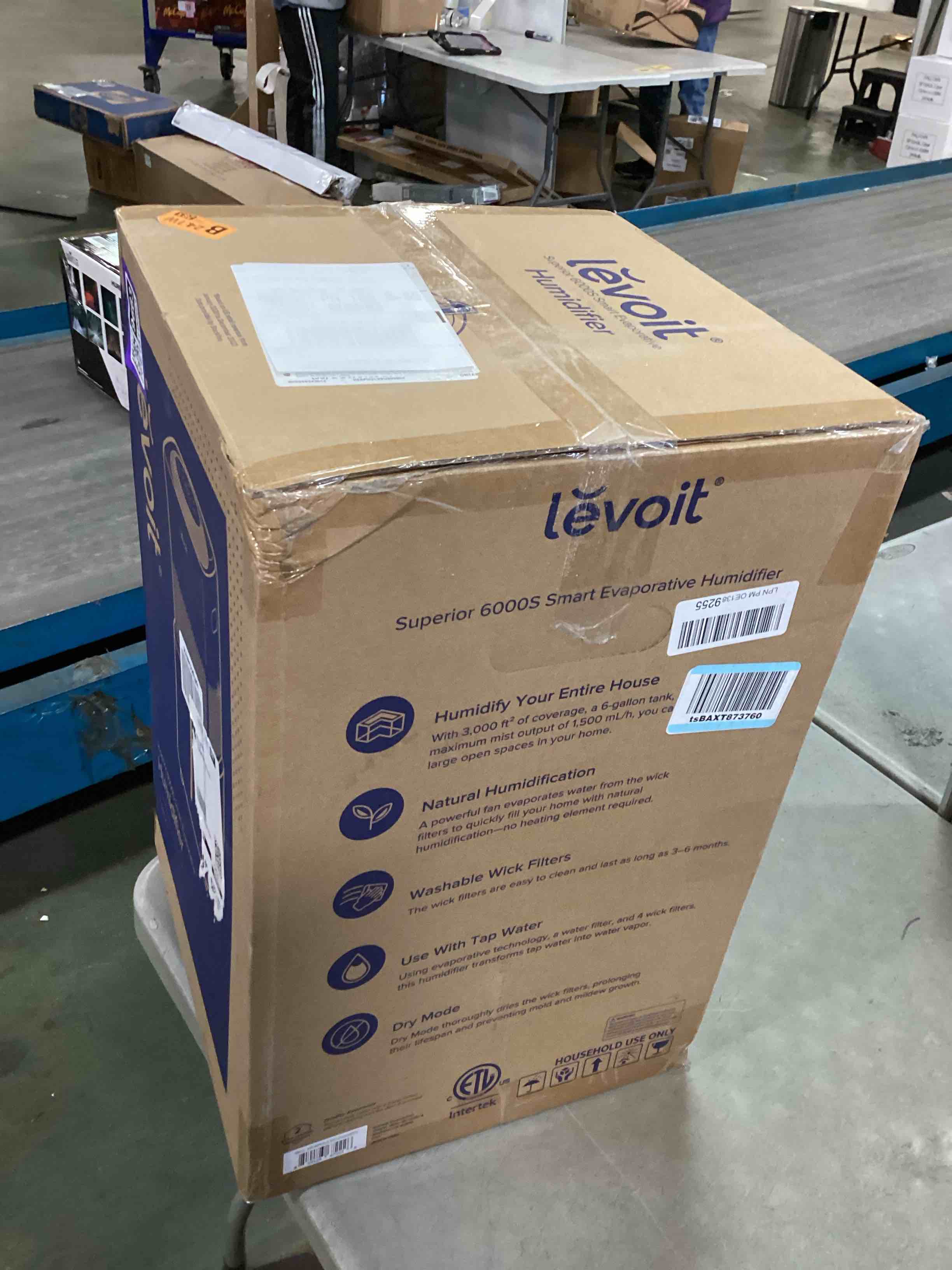 https://s3.amazonaws.com/lotting-images-prod/bidfta/PPE1819663_1732653811996.jpeg