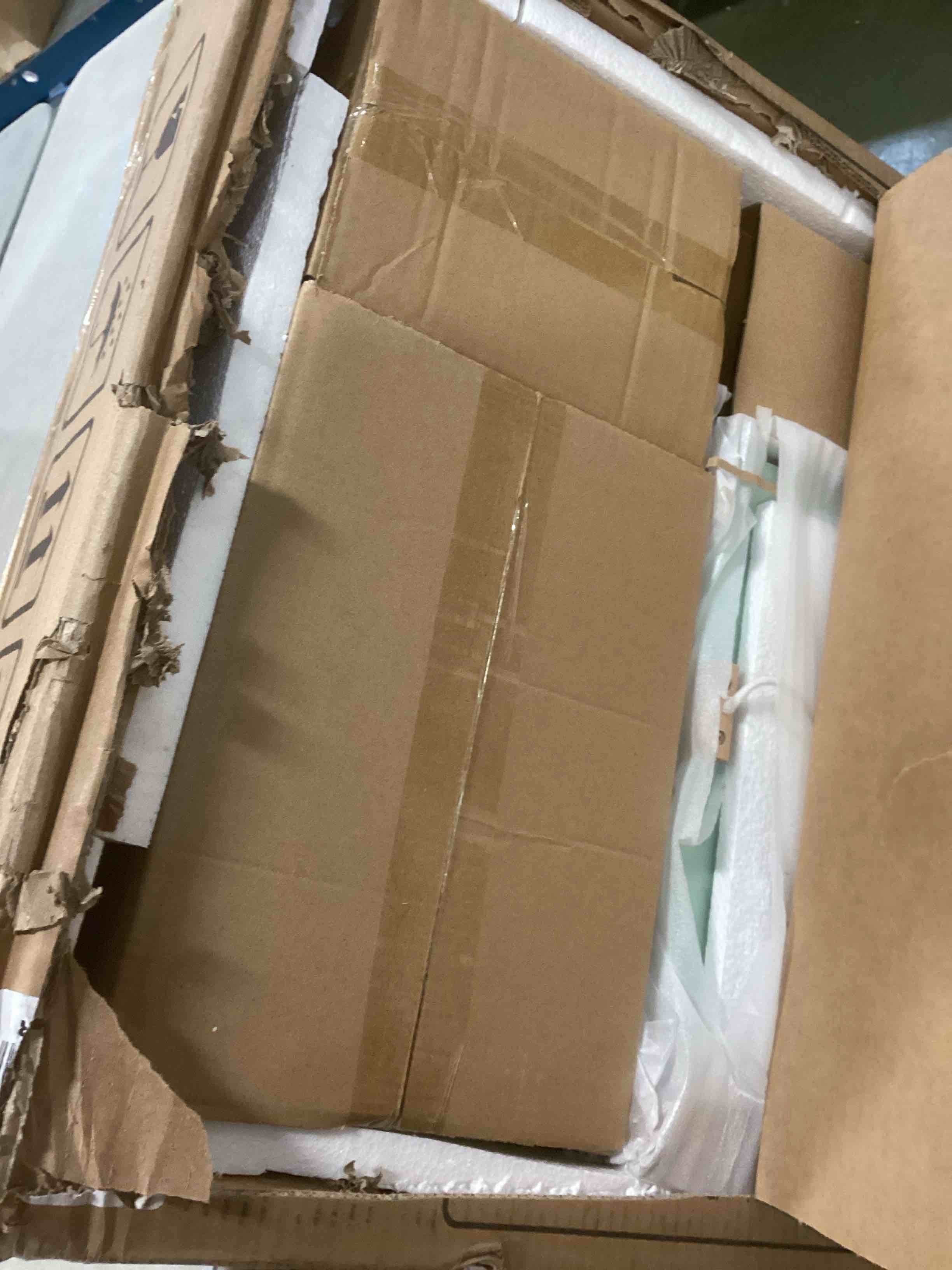 https://s3.amazonaws.com/lotting-images-prod/bidfta/PPE1820579_1733246196678.jpeg
