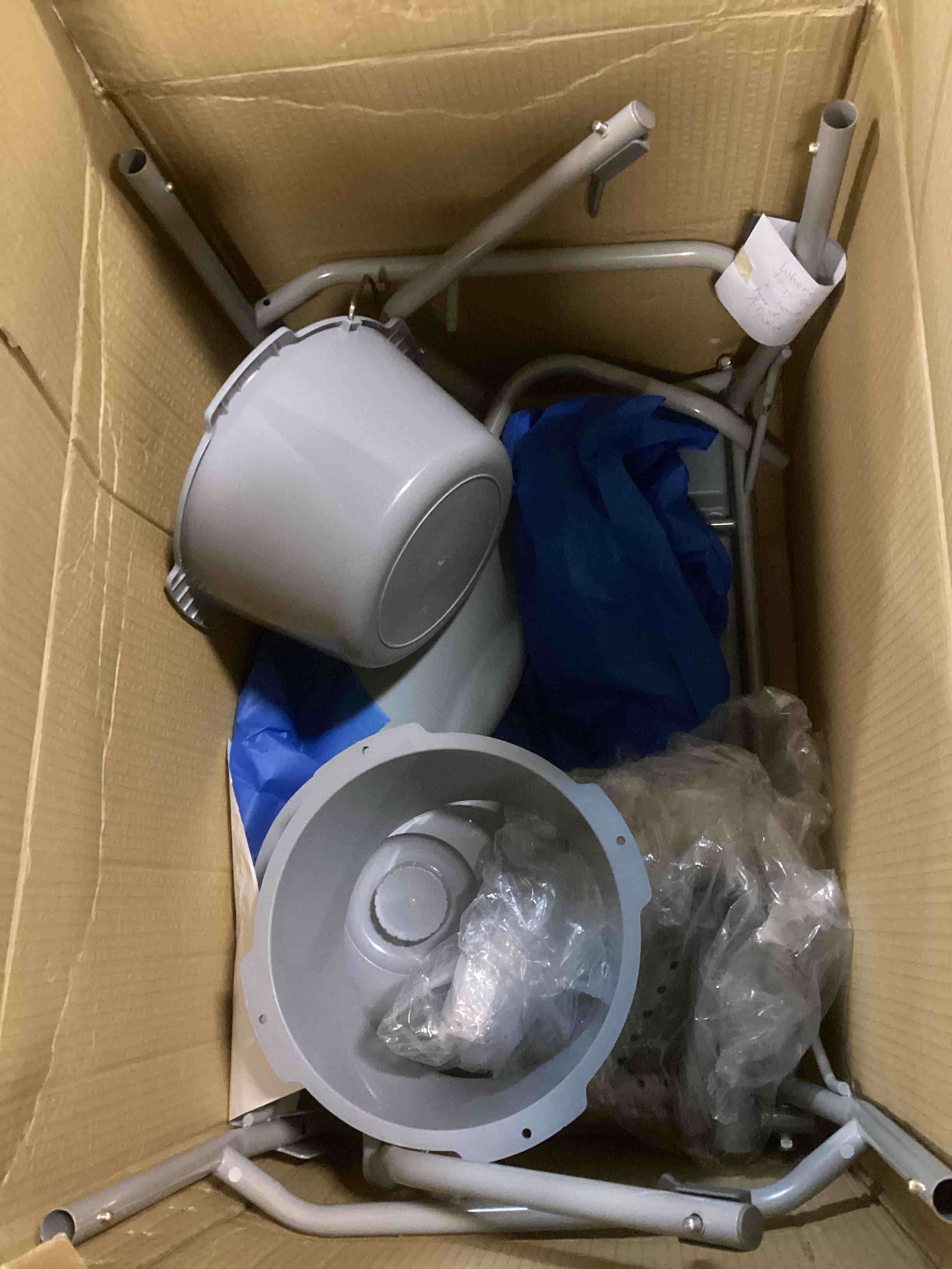 https://s3.amazonaws.com/lotting-images-prod/bidfta/PPE1820671_1733315298725.jpeg