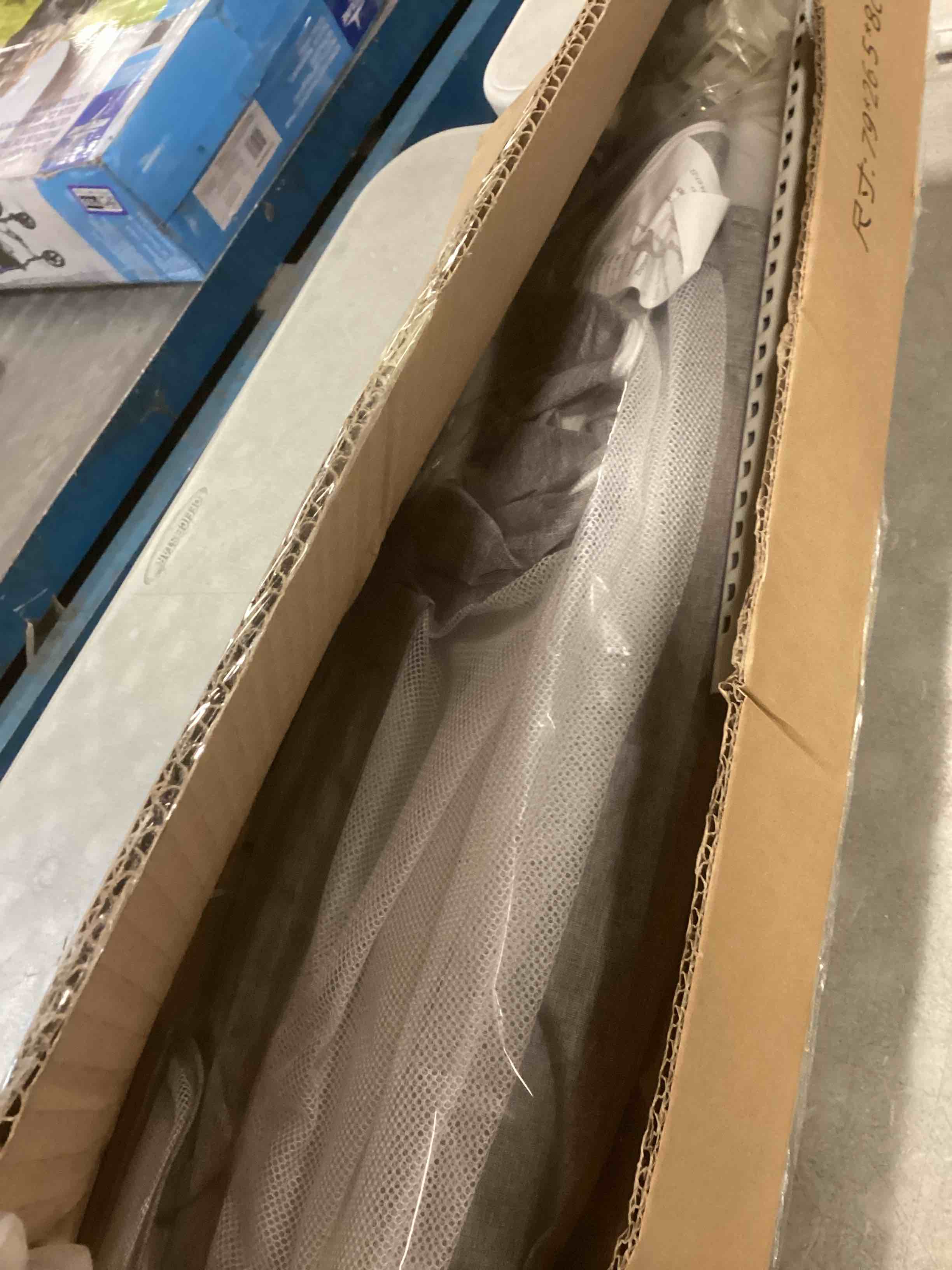 https://s3.amazonaws.com/lotting-images-prod/bidfta/PPE1820717_1733319740899.jpeg