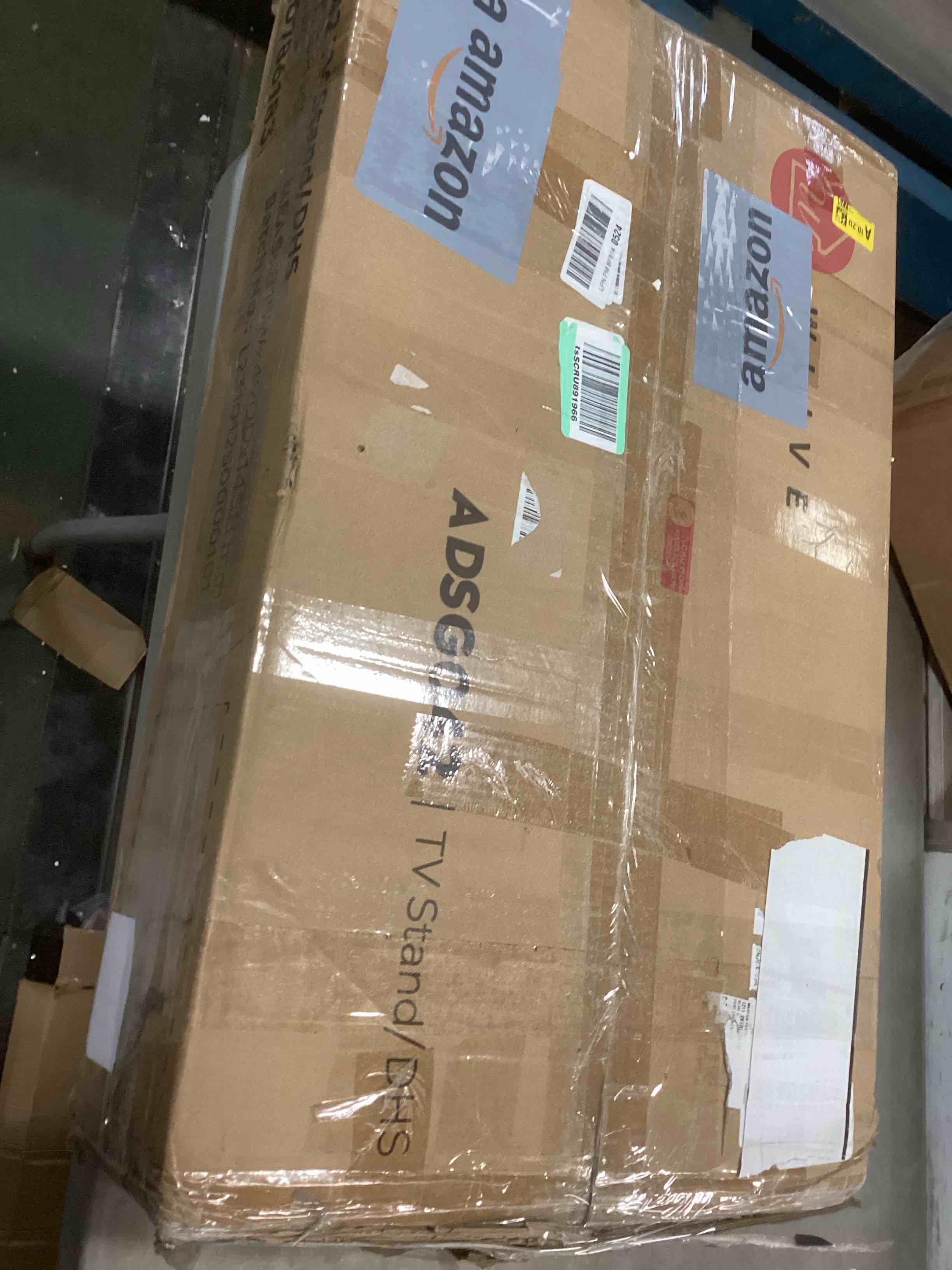 https://s3.amazonaws.com/lotting-images-prod/bidfta/PPE1820759_1733323306743.jpeg