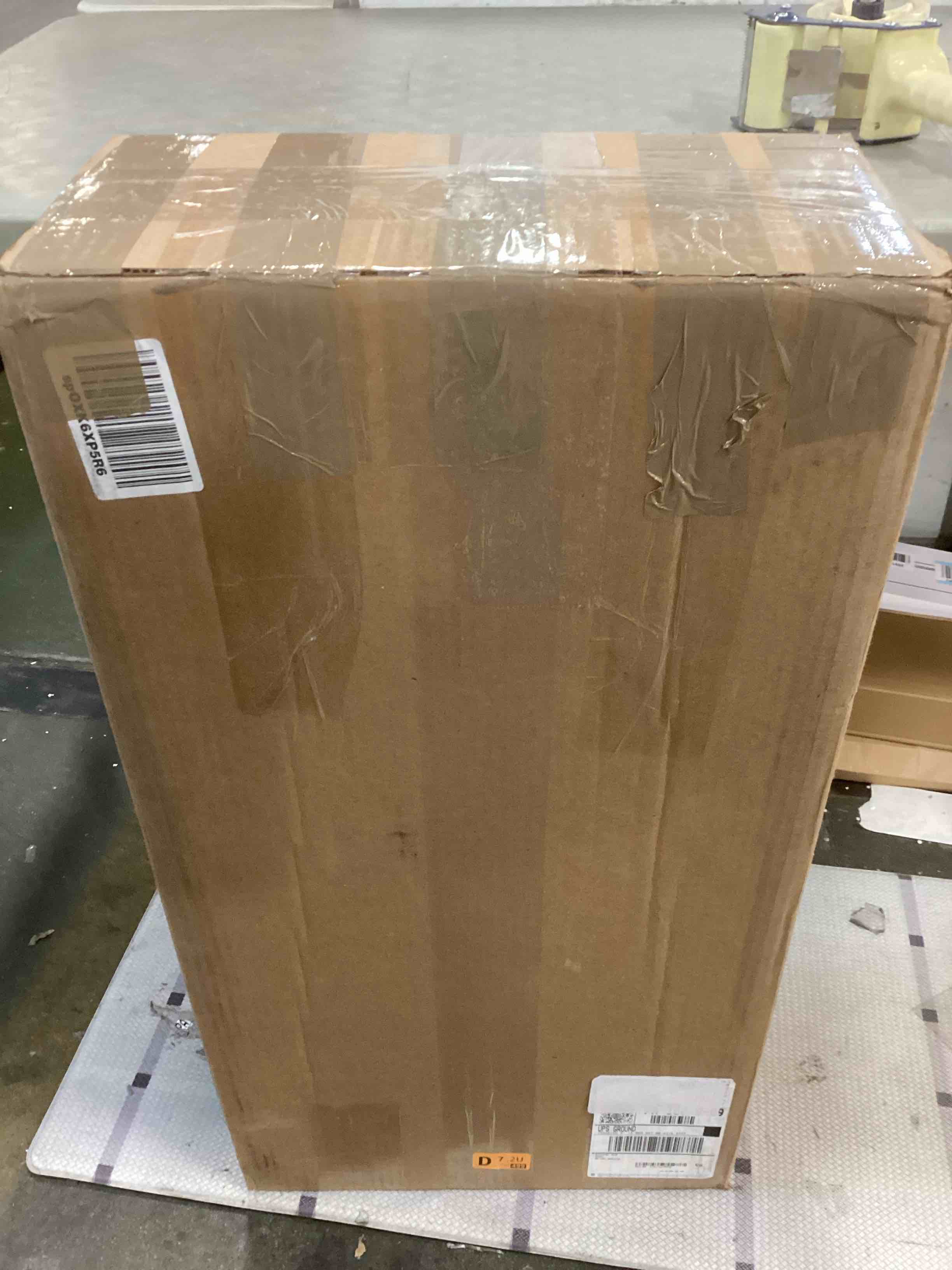 https://s3.amazonaws.com/lotting-images-prod/bidfta/PPE1820813_1733330268846.jpeg