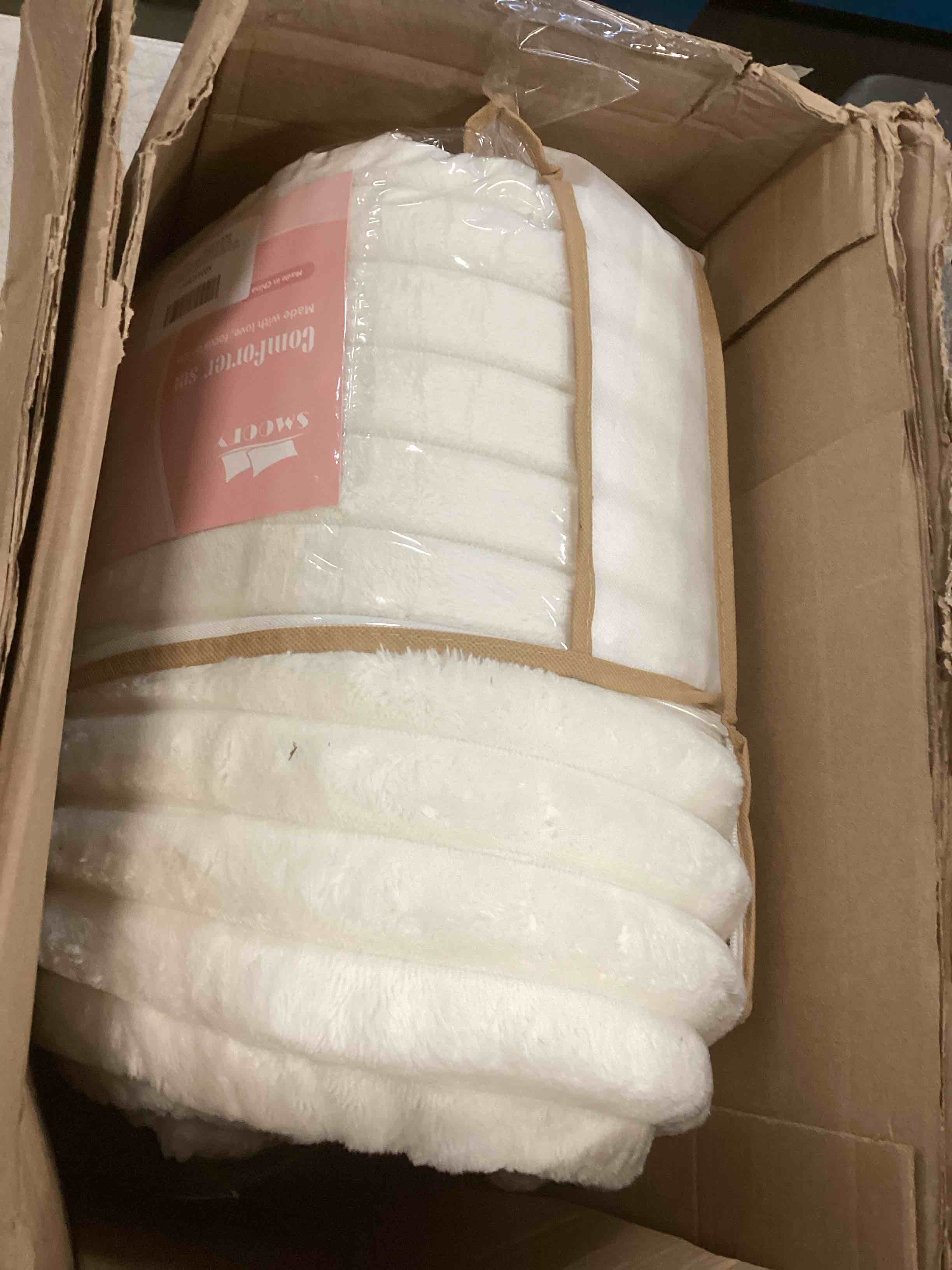 https://s3.amazonaws.com/lotting-images-prod/bidfta/PPE1821235_1733494595256.jpeg