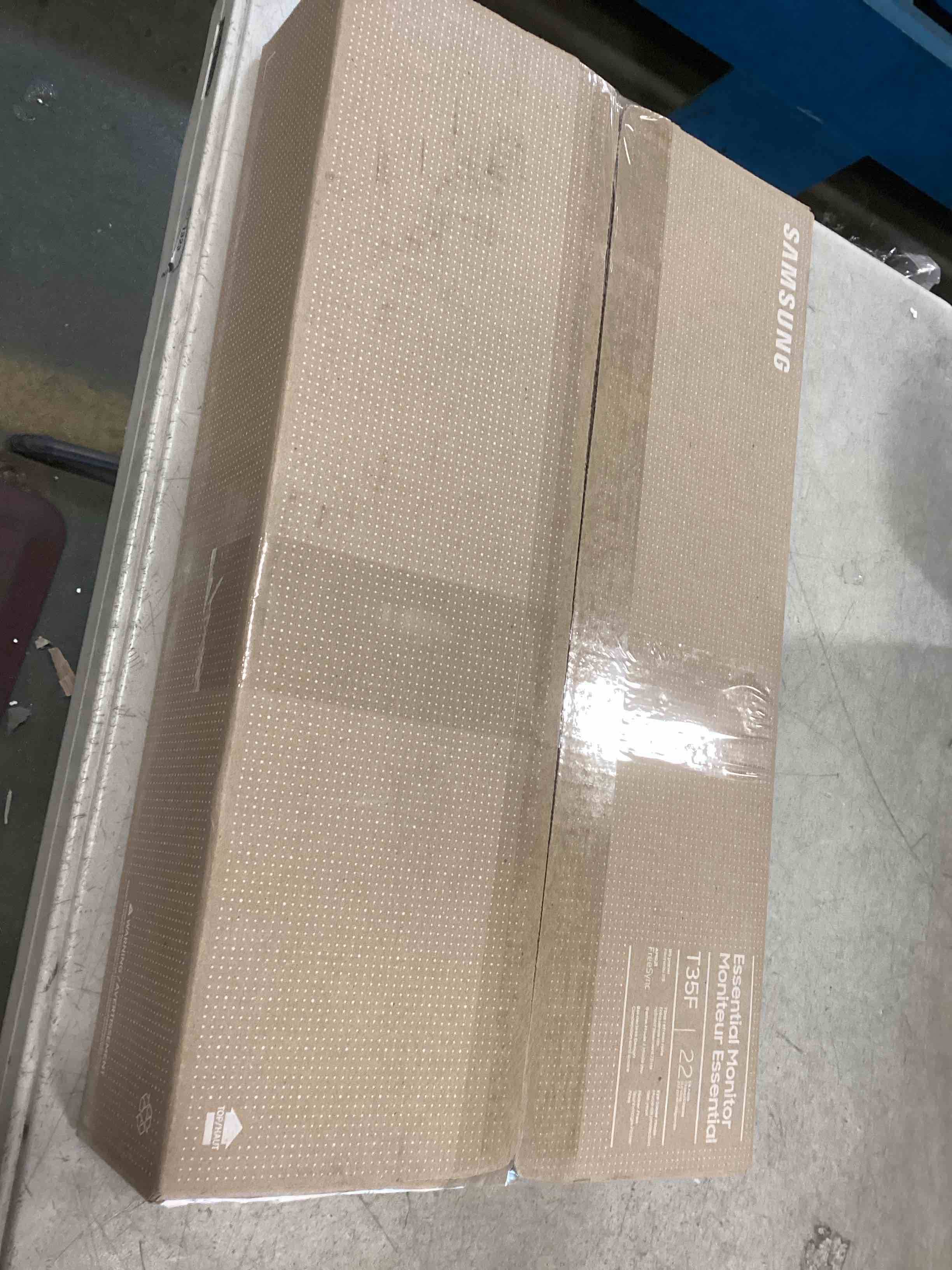 https://s3.amazonaws.com/lotting-images-prod/bidfta/PPE1821275_1733500171110.jpeg