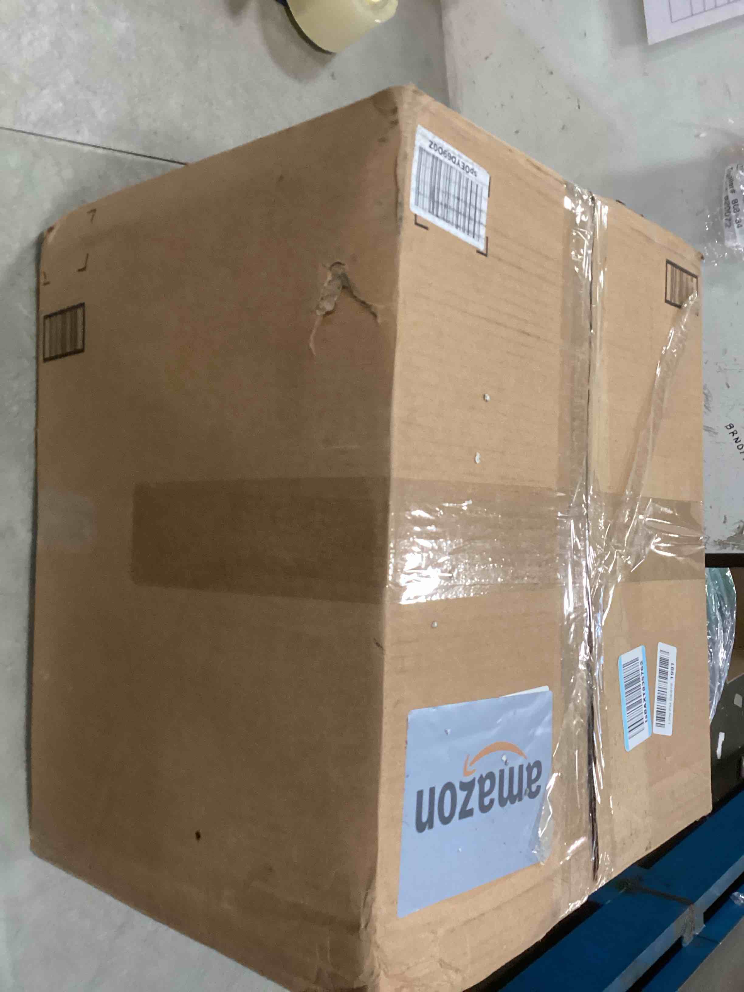 https://s3.amazonaws.com/lotting-images-prod/bidfta/PPE1821565_1733760267673.jpeg