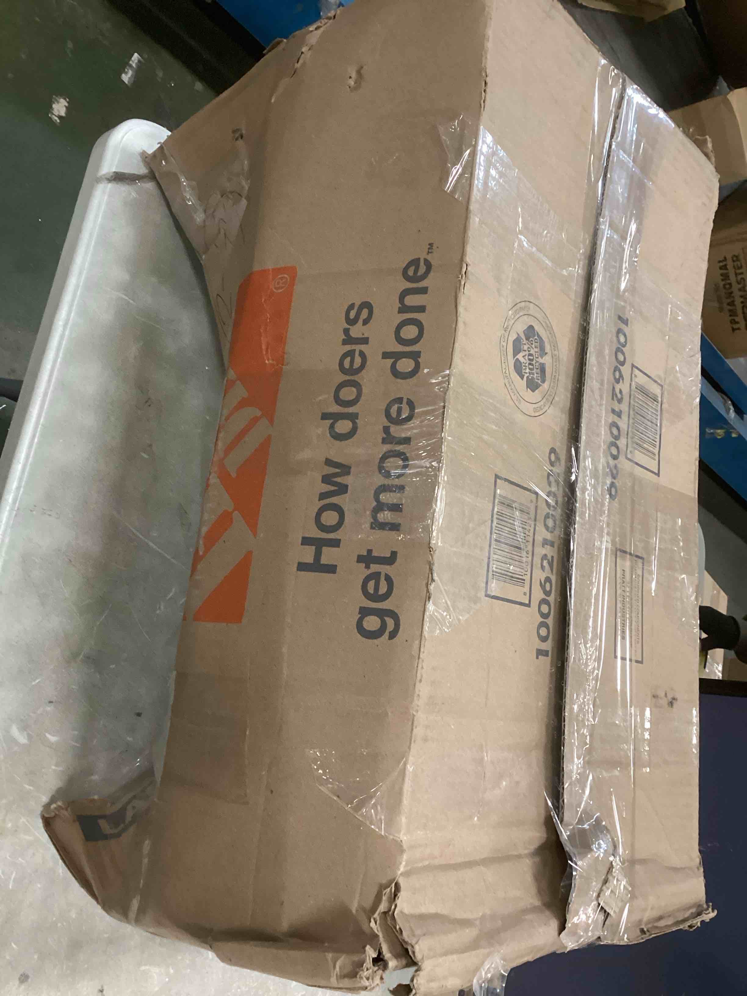 https://s3.amazonaws.com/lotting-images-prod/bidfta/PPE1821749_1733837216801.jpeg
