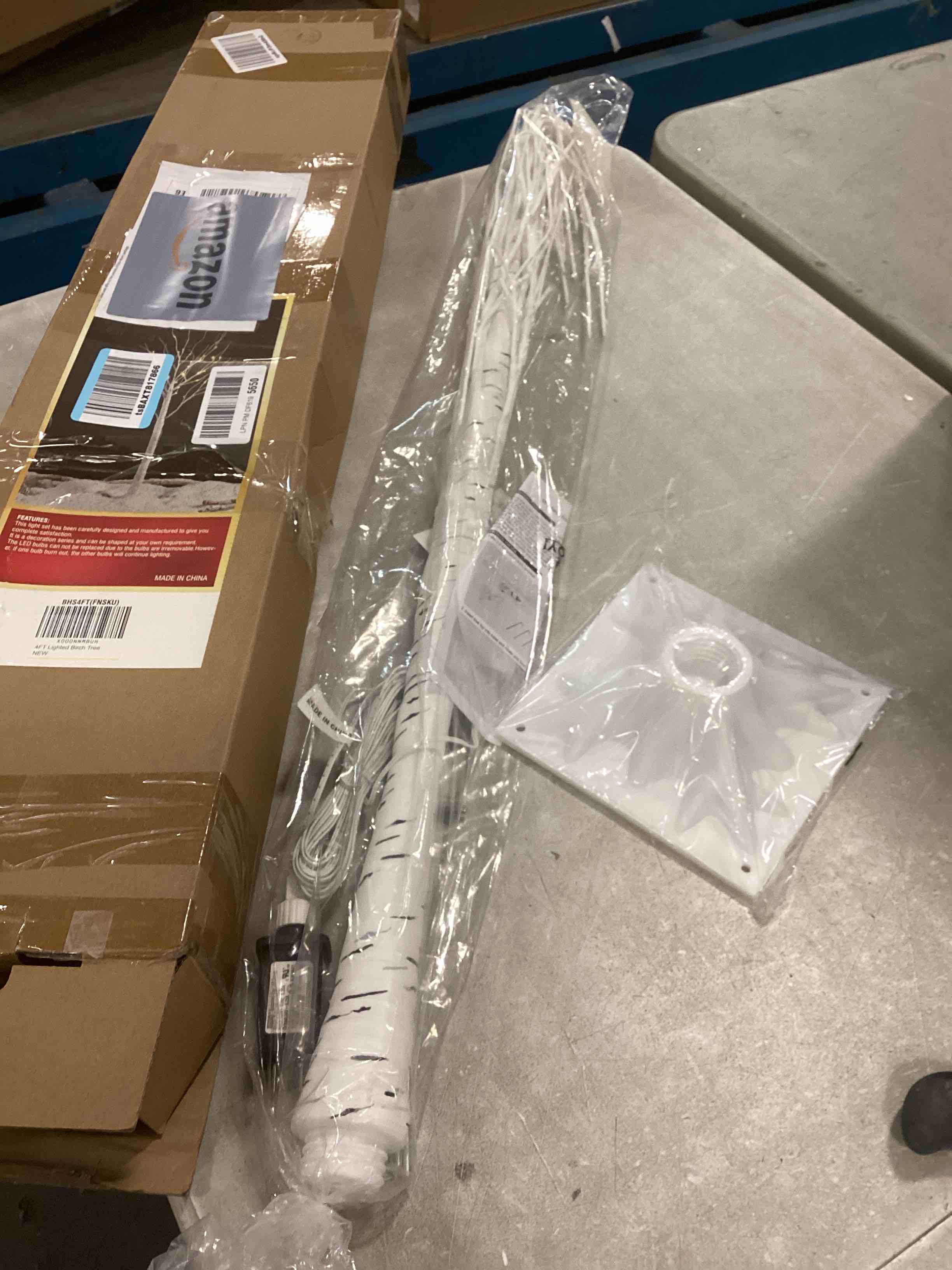 https://s3.amazonaws.com/lotting-images-prod/bidfta/PPE1821947_1733858708890.jpeg