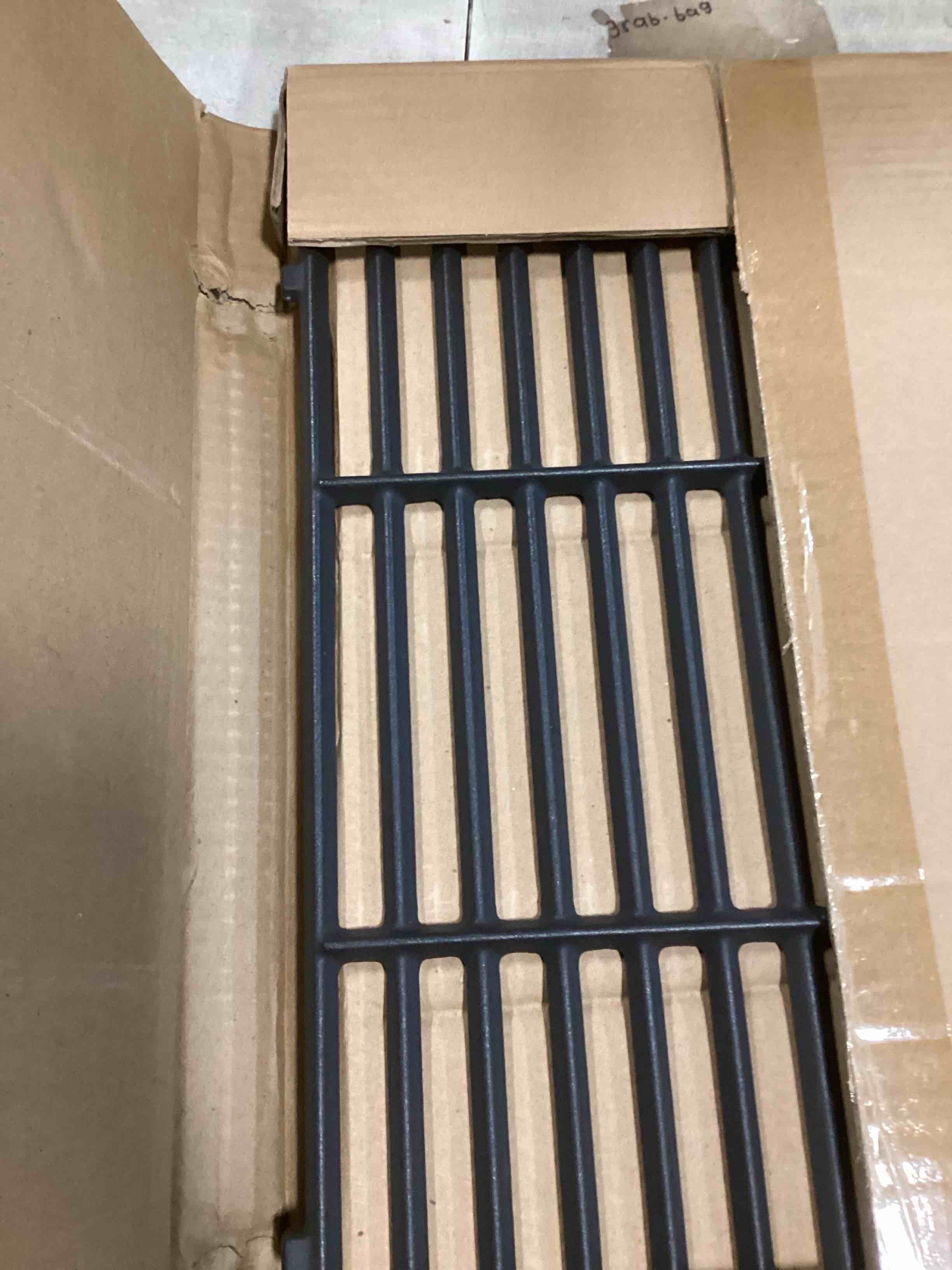 https://s3.amazonaws.com/lotting-images-prod/bidfta/PPE1822309_1733146513947.jpeg