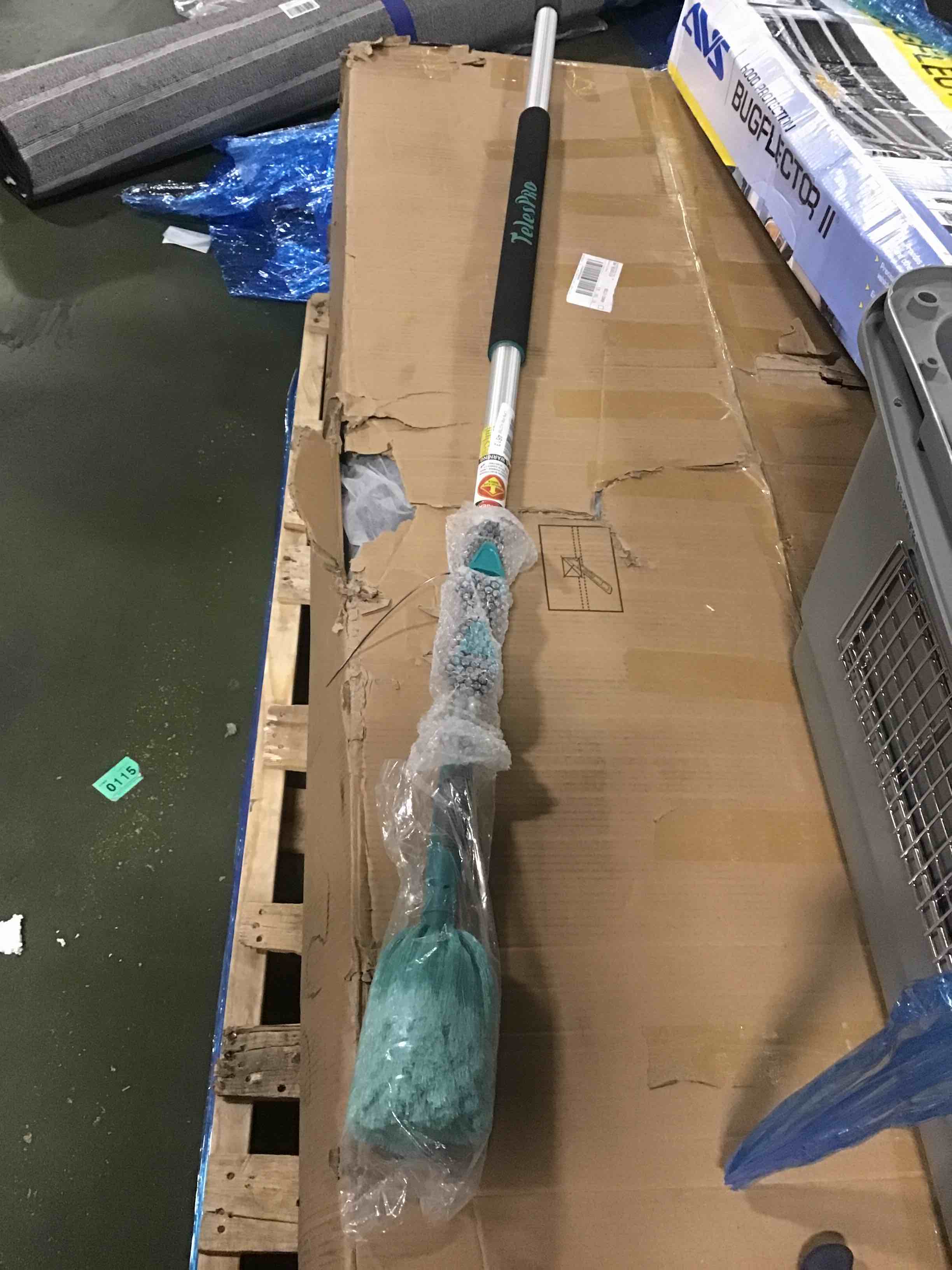 https://s3.amazonaws.com/lotting-images-prod/bidfta/PPE1822910_1733869917541.jpeg