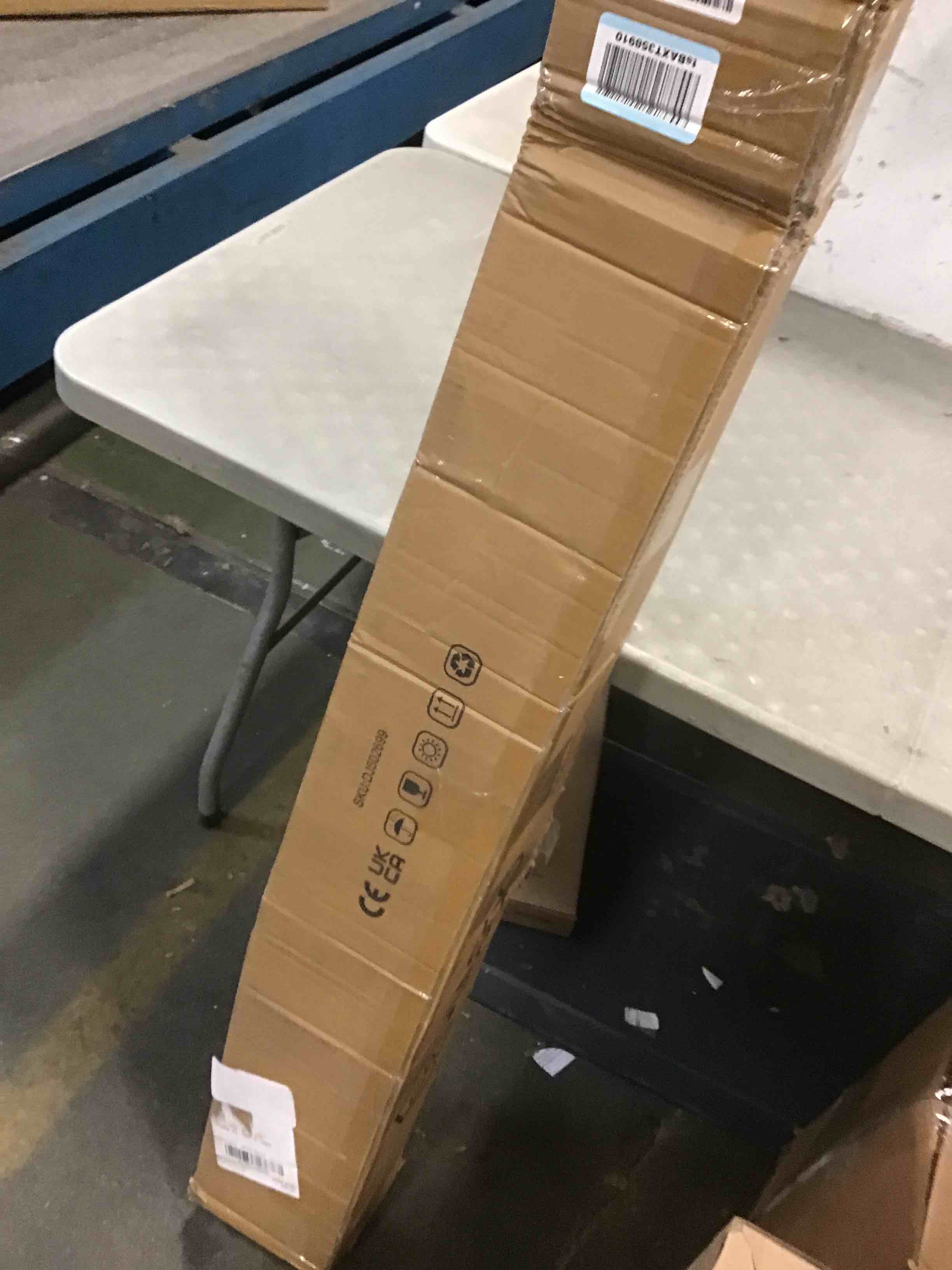 https://s3.amazonaws.com/lotting-images-prod/bidfta/PPE1823075_1733965036724.jpeg