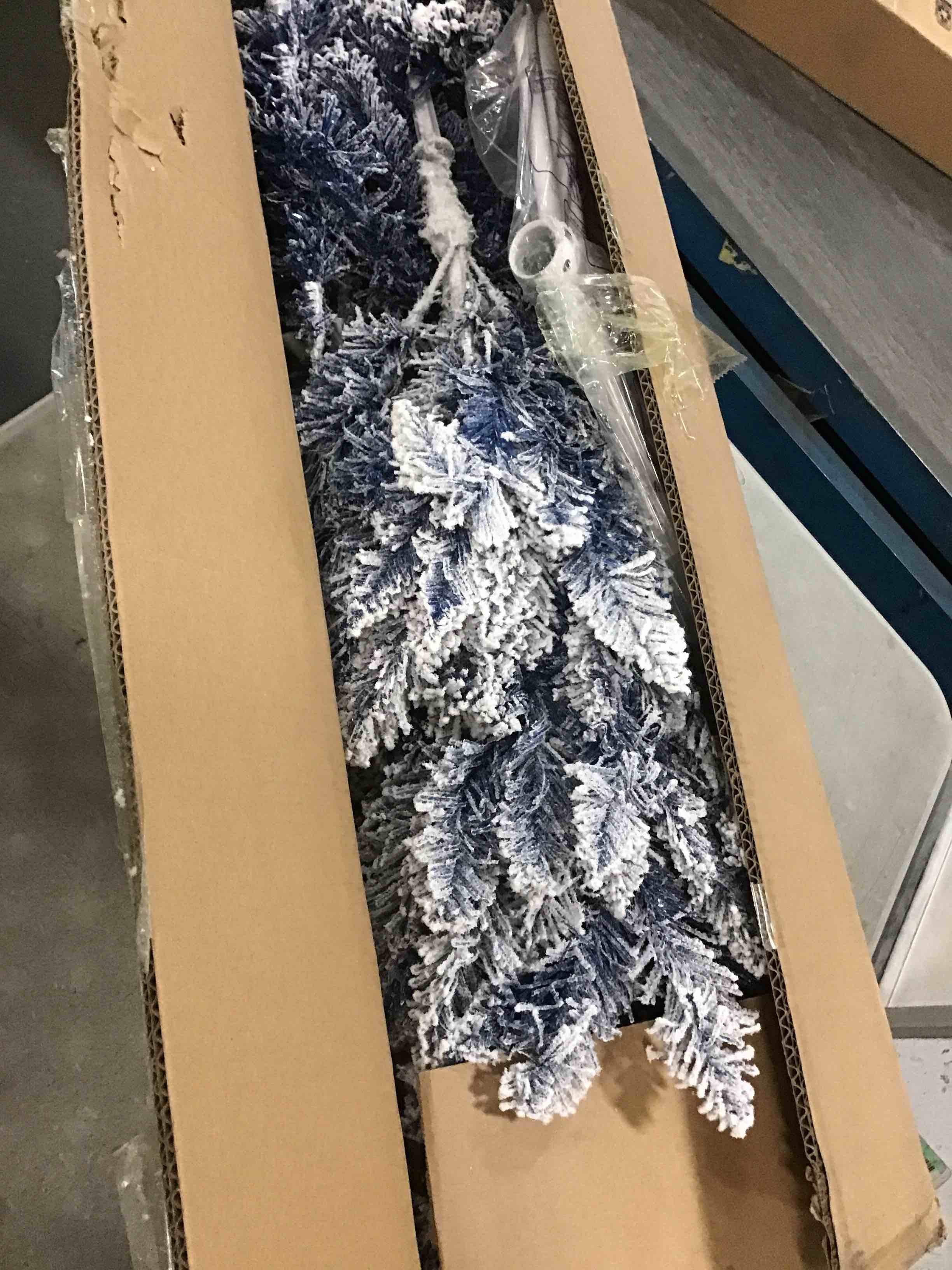 Condition photo showing Good Condition for 7FT Snow Flocked Christmas Tree with Automatic Open, Artificial Pine Tree with 1300 Branch Tips for Home, Office, Holiday Party, Easy Assembly, Blue