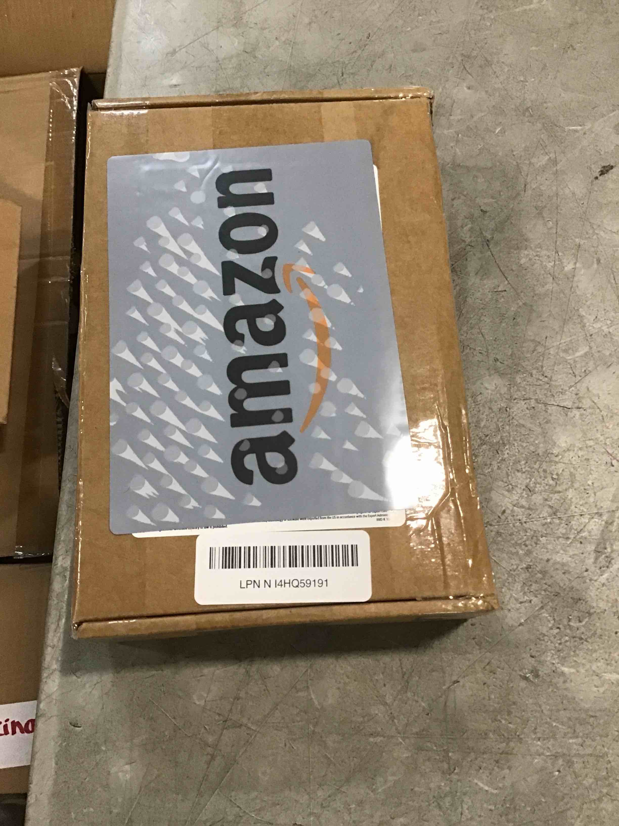 https://s3.amazonaws.com/lotting-images-prod/bidfta/PPE1823396_1734137533537.jpeg