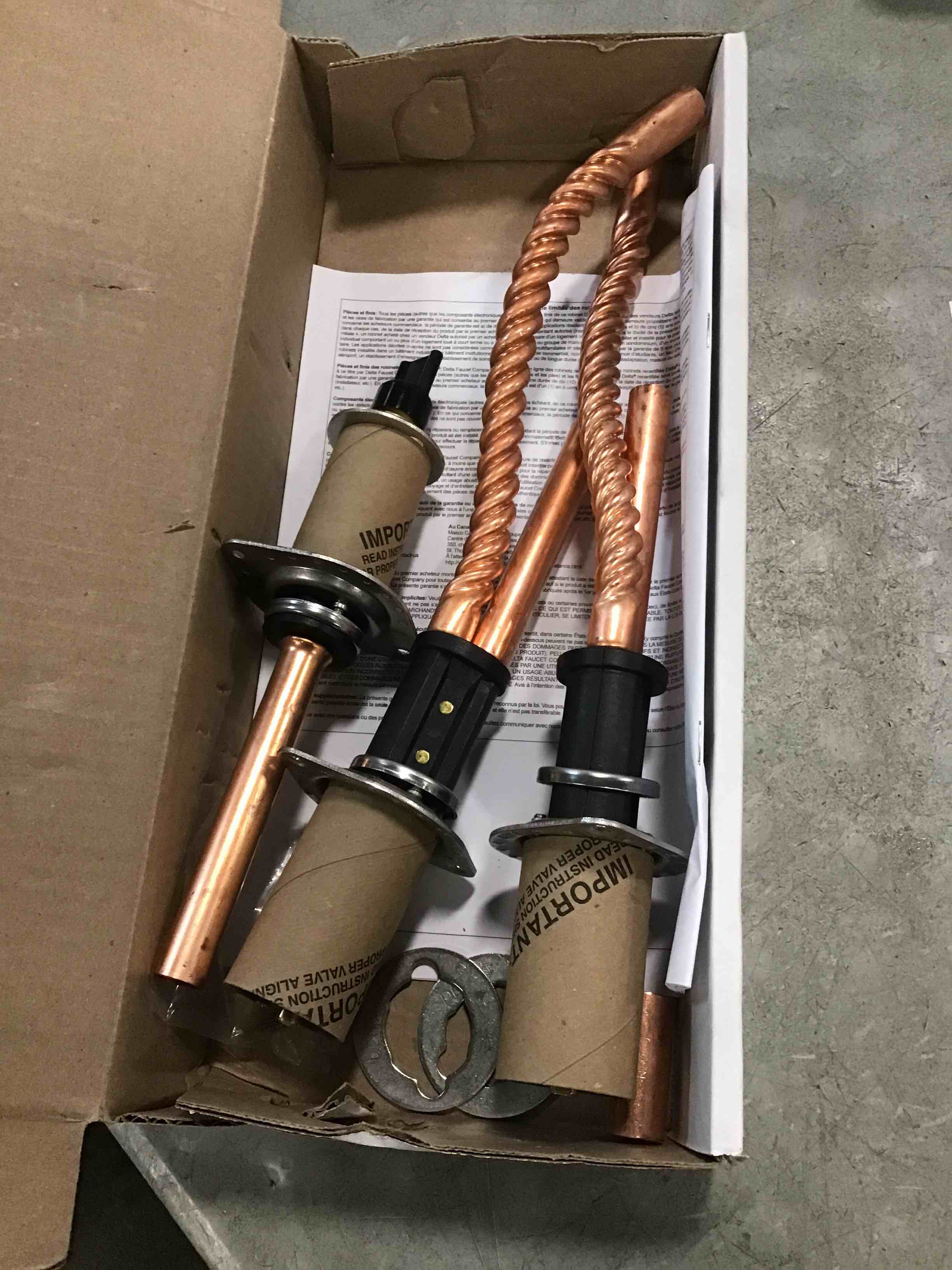 https://s3.amazonaws.com/lotting-images-prod/bidfta/PPE1823437_1734141253590.jpeg