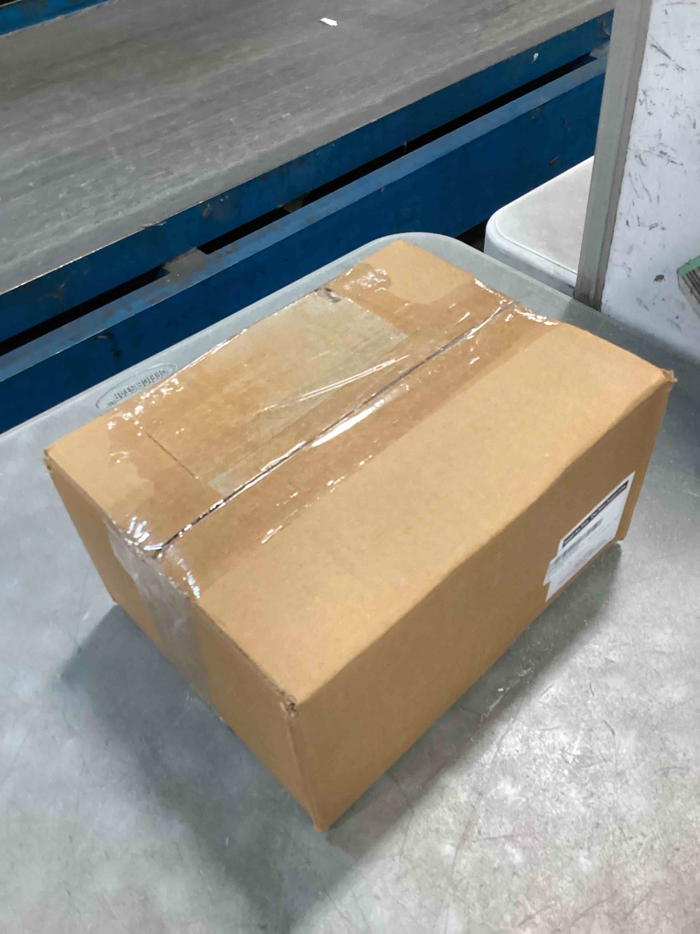 https://s3.amazonaws.com/lotting-images-prod/bidfta/PPE1823701_1734376692983.jpeg