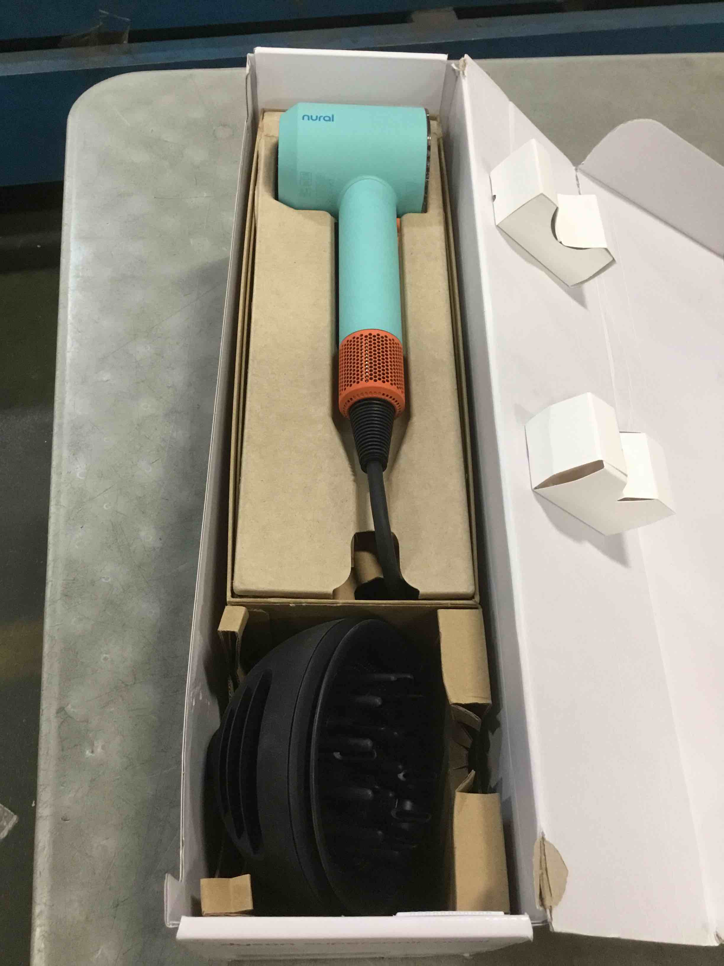 https://s3.amazonaws.com/lotting-images-prod/bidfta/PPE1823926_1734415225502.jpeg