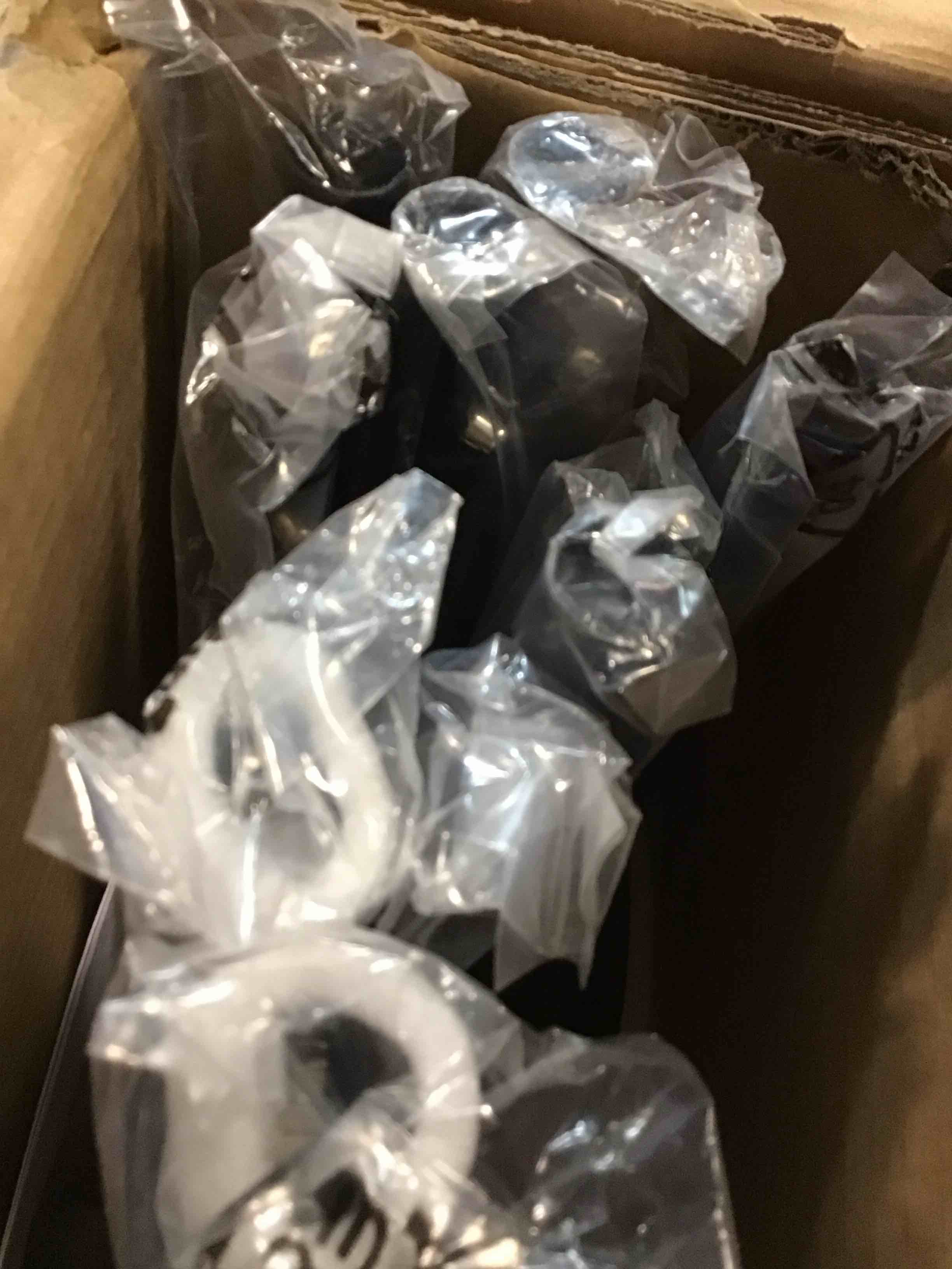 https://s3.amazonaws.com/lotting-images-prod/bidfta/PPE1823979_1734444561248.jpeg