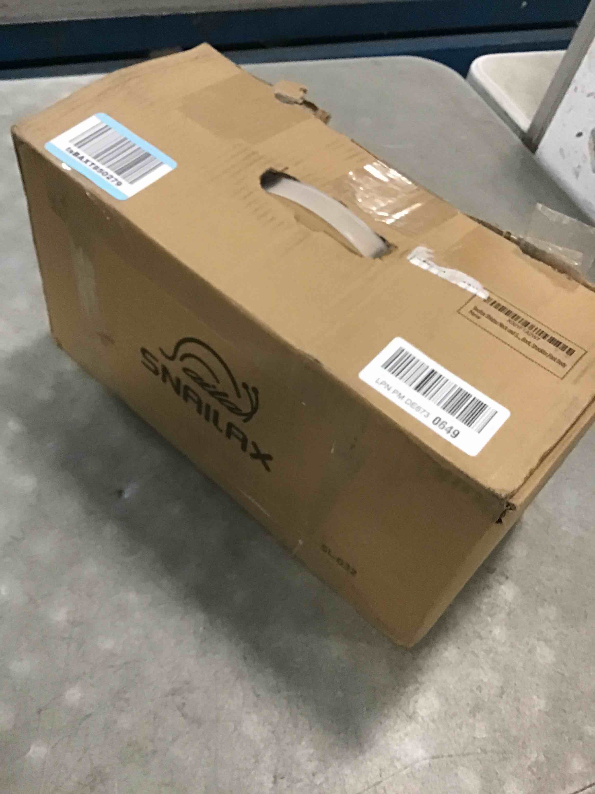 https://s3.amazonaws.com/lotting-images-prod/bidfta/PPE1824215_1734478338646.jpeg