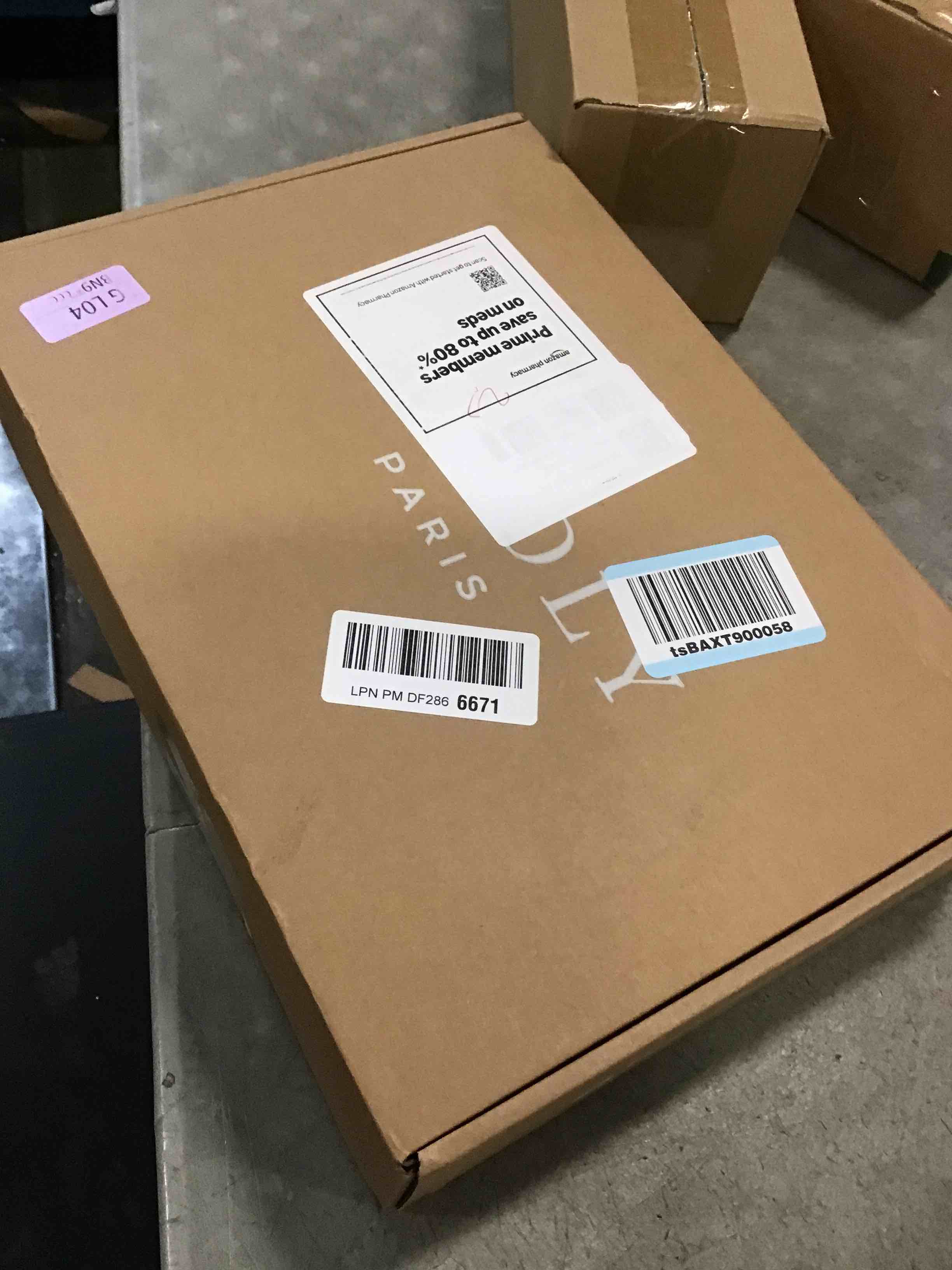 https://s3.amazonaws.com/lotting-images-prod/bidfta/PPE1824685_1734655911640.jpeg