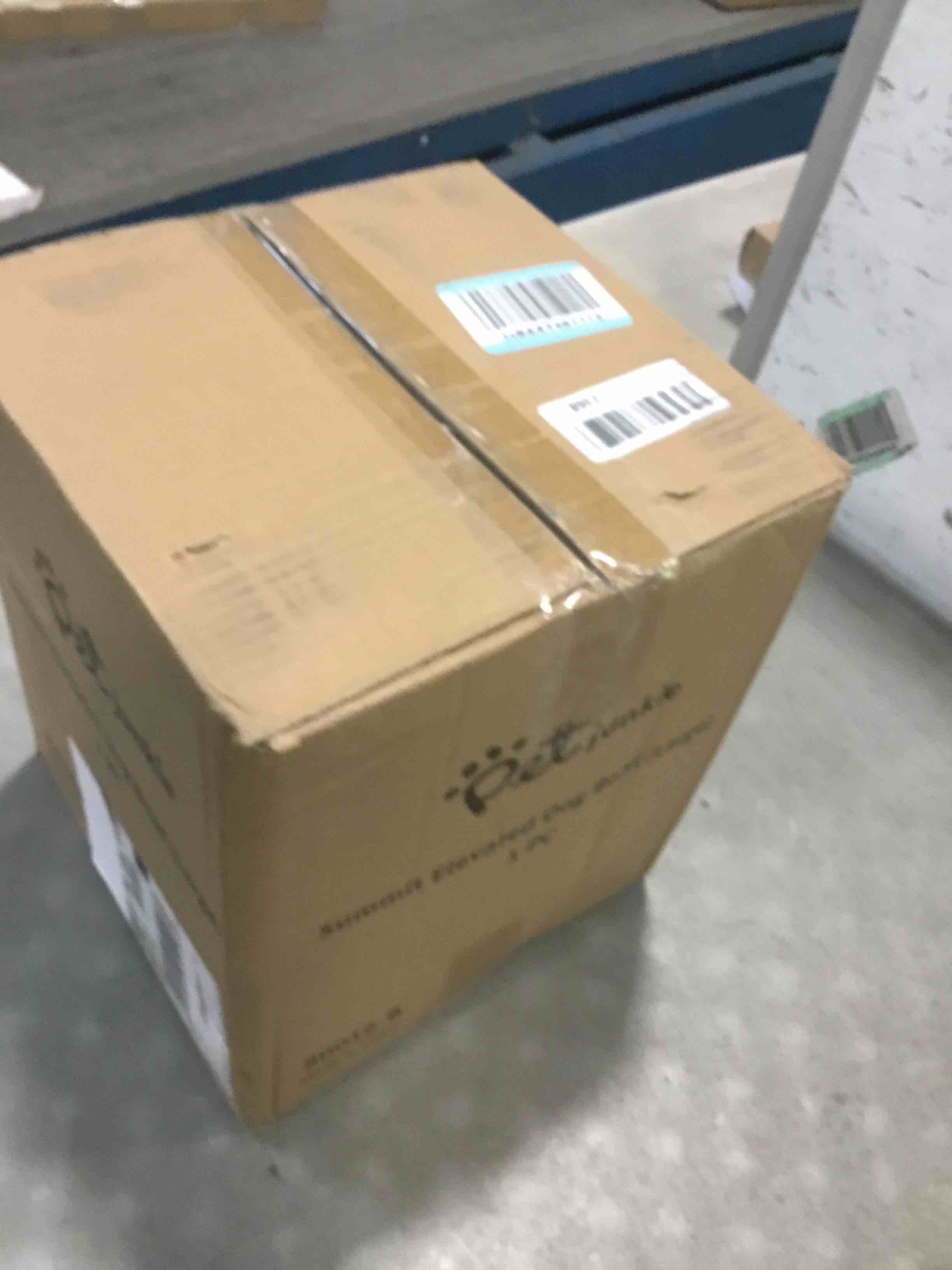 https://s3.amazonaws.com/lotting-images-prod/bidfta/PPE1824772_1734673236100.jpeg