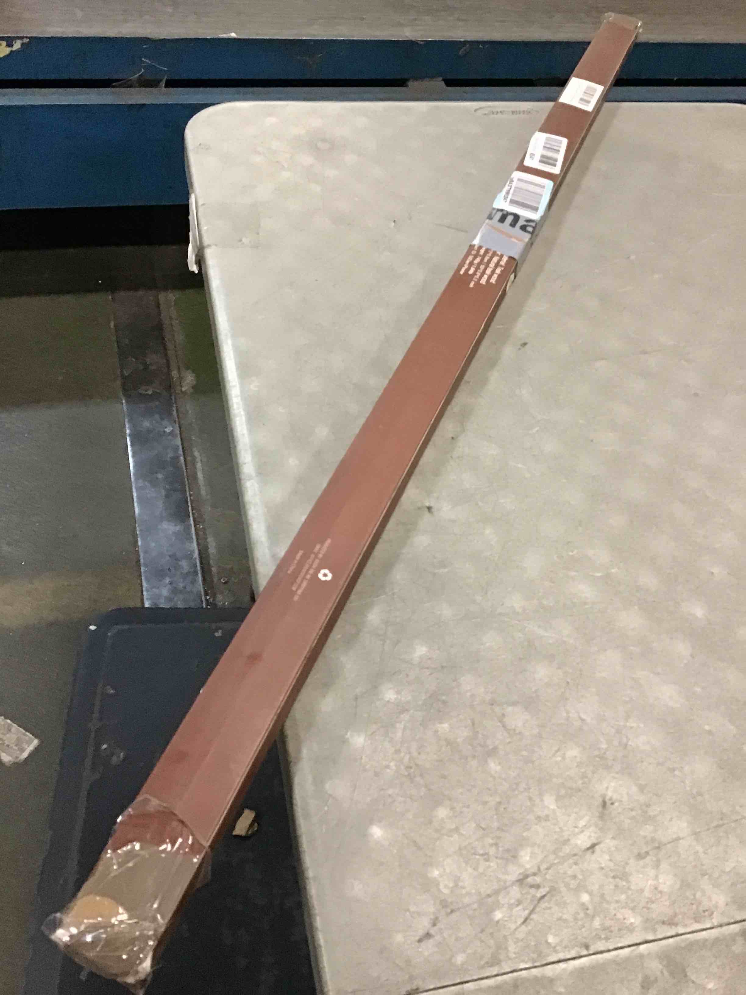 https://s3.amazonaws.com/lotting-images-prod/bidfta/PPE1824896_1735165210823.jpeg