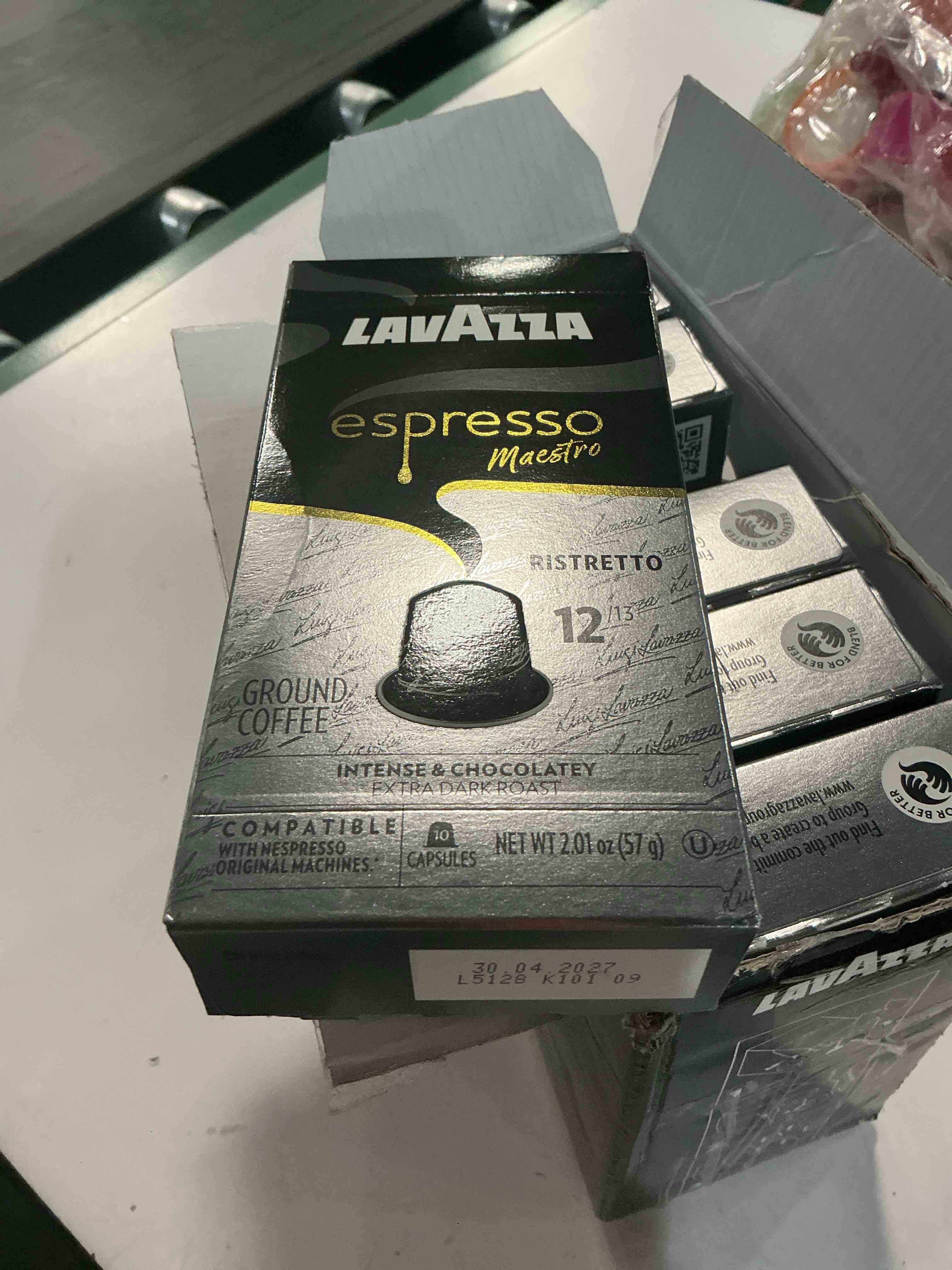 Condition photo showing New/Like New for best before-30/04/2027) lavazza espresso maestro ristretto aluminum capsules compatible with nespresso* original machines, dark espresso roast, arabica and robusta blend (60 capsules)