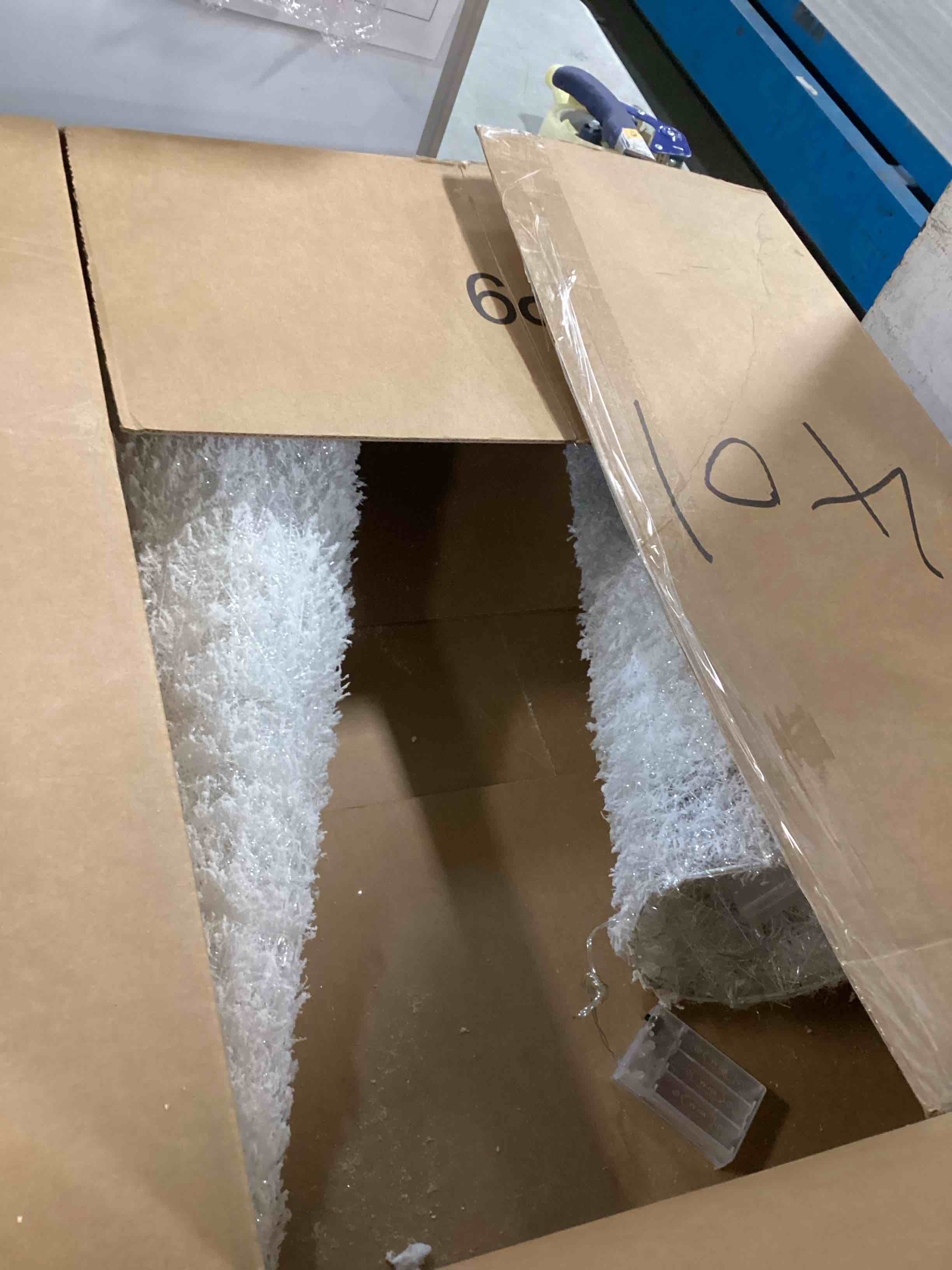 https://s3.amazonaws.com/lotting-images-prod/bidfta/PPE1828247_1733143012360.jpeg