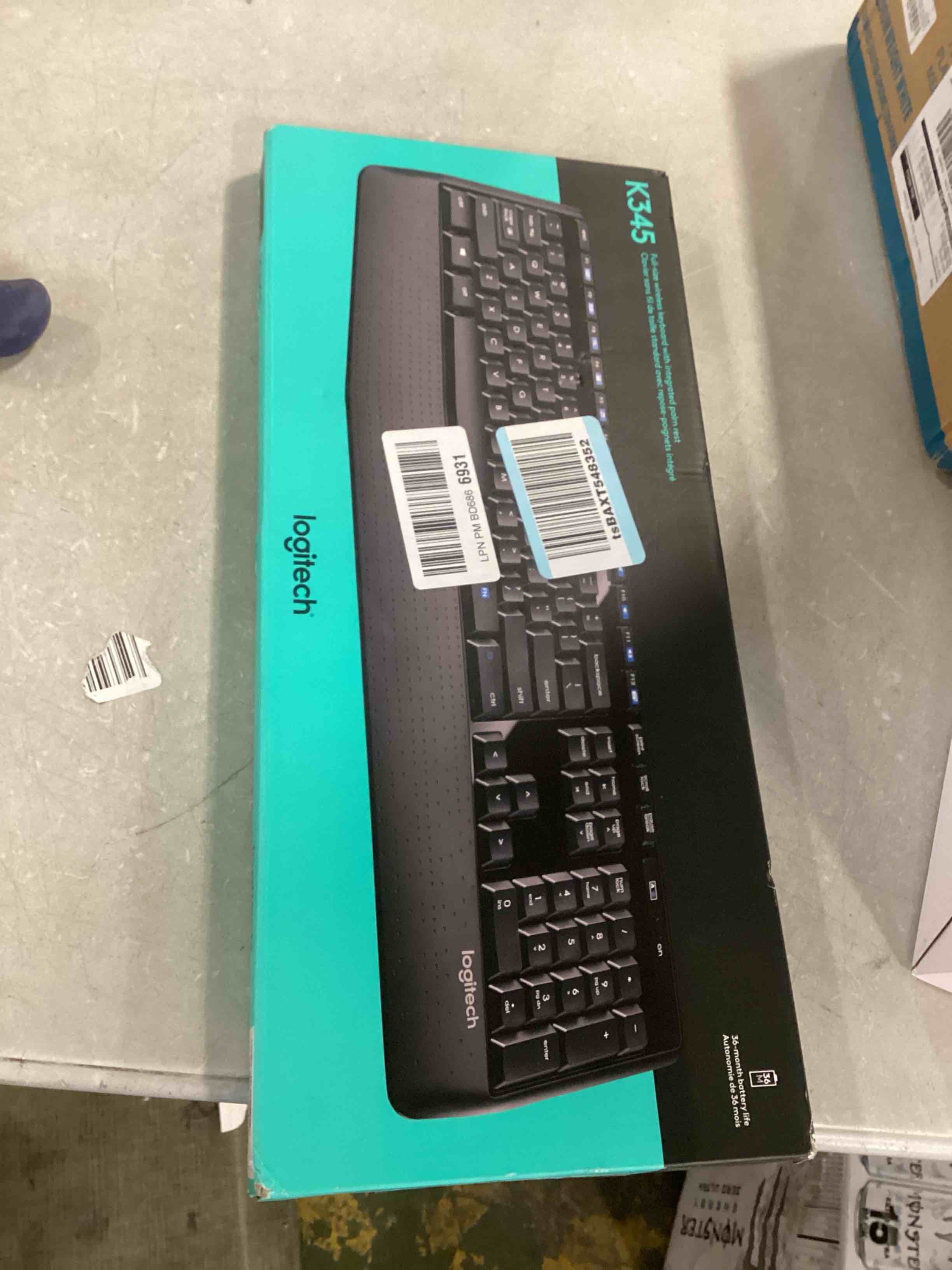https://s3.amazonaws.com/lotting-images-prod/bidfta/PPE1828428_1733159259237.jpeg