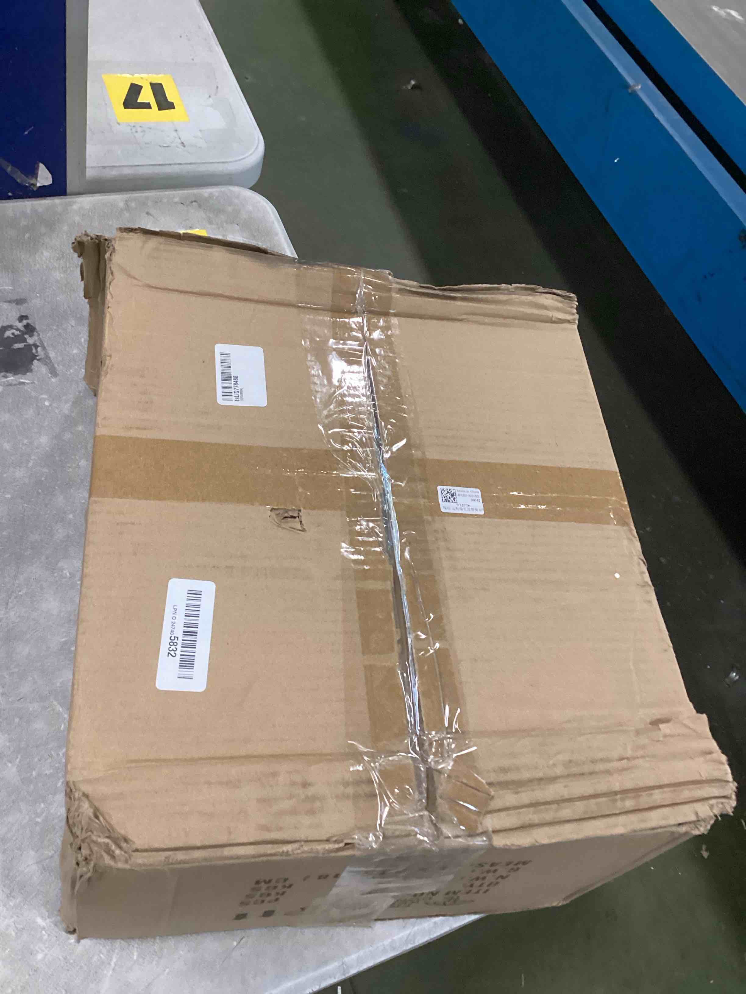 https://s3.amazonaws.com/lotting-images-prod/bidfta/PPE1829321_1733491491780.jpeg