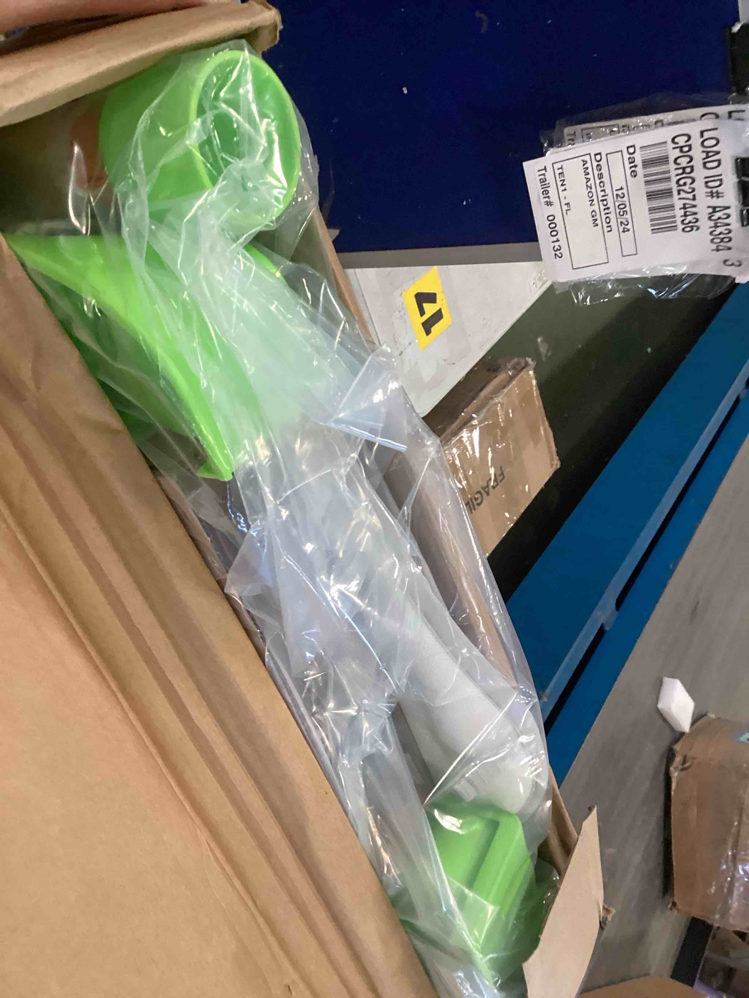 https://s3.amazonaws.com/lotting-images-prod/bidfta/PPE1829450_1733504836012.jpeg