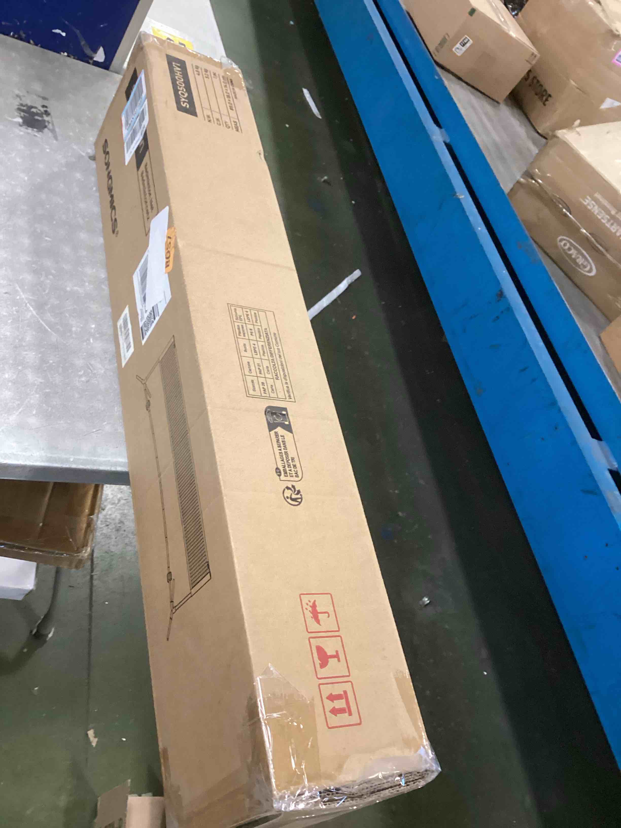 https://s3.amazonaws.com/lotting-images-prod/bidfta/PPE1829532_1733517217576.jpeg