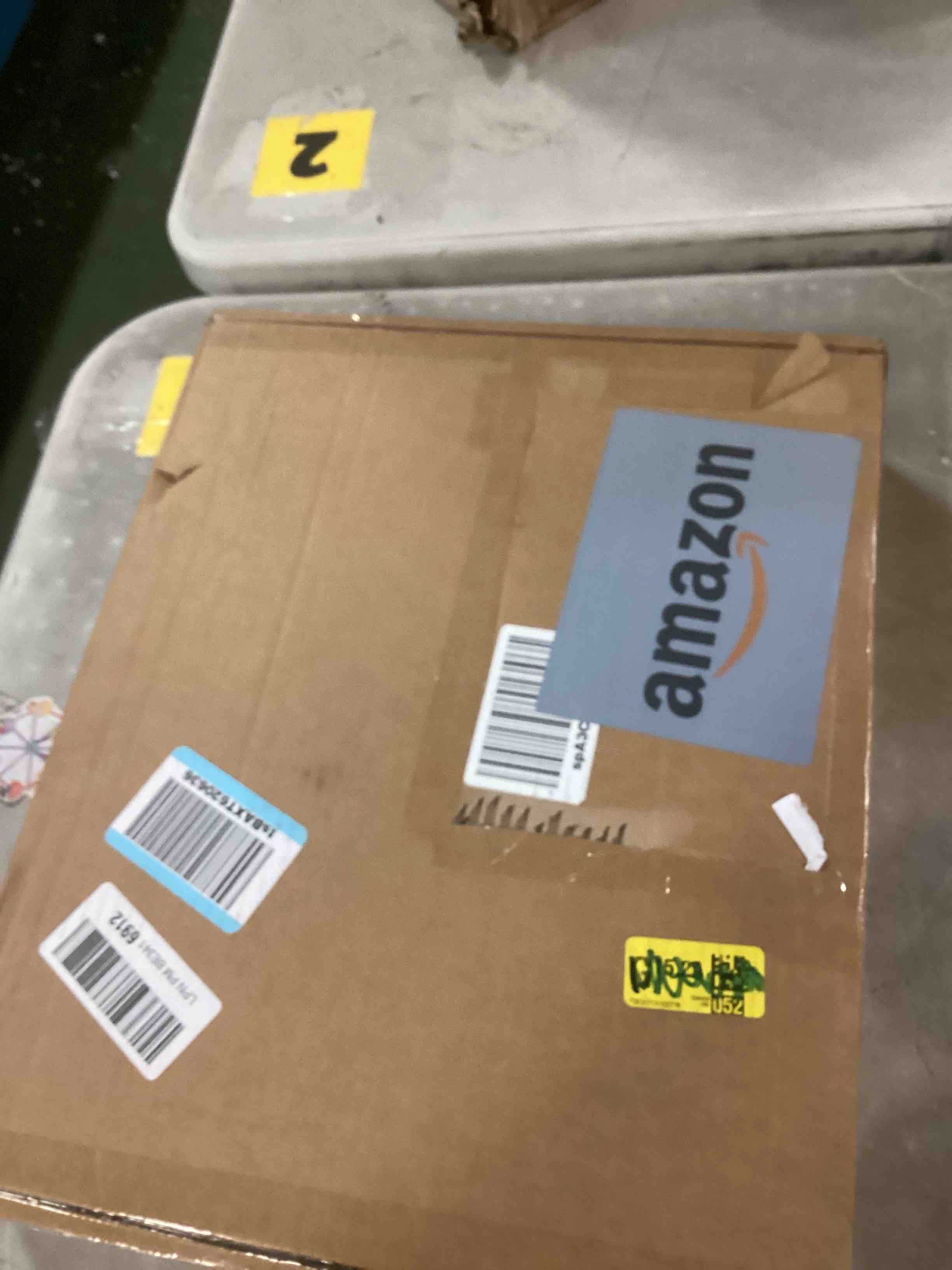 https://s3.amazonaws.com/lotting-images-prod/bidfta/PPE1829675_1733759903407.jpeg