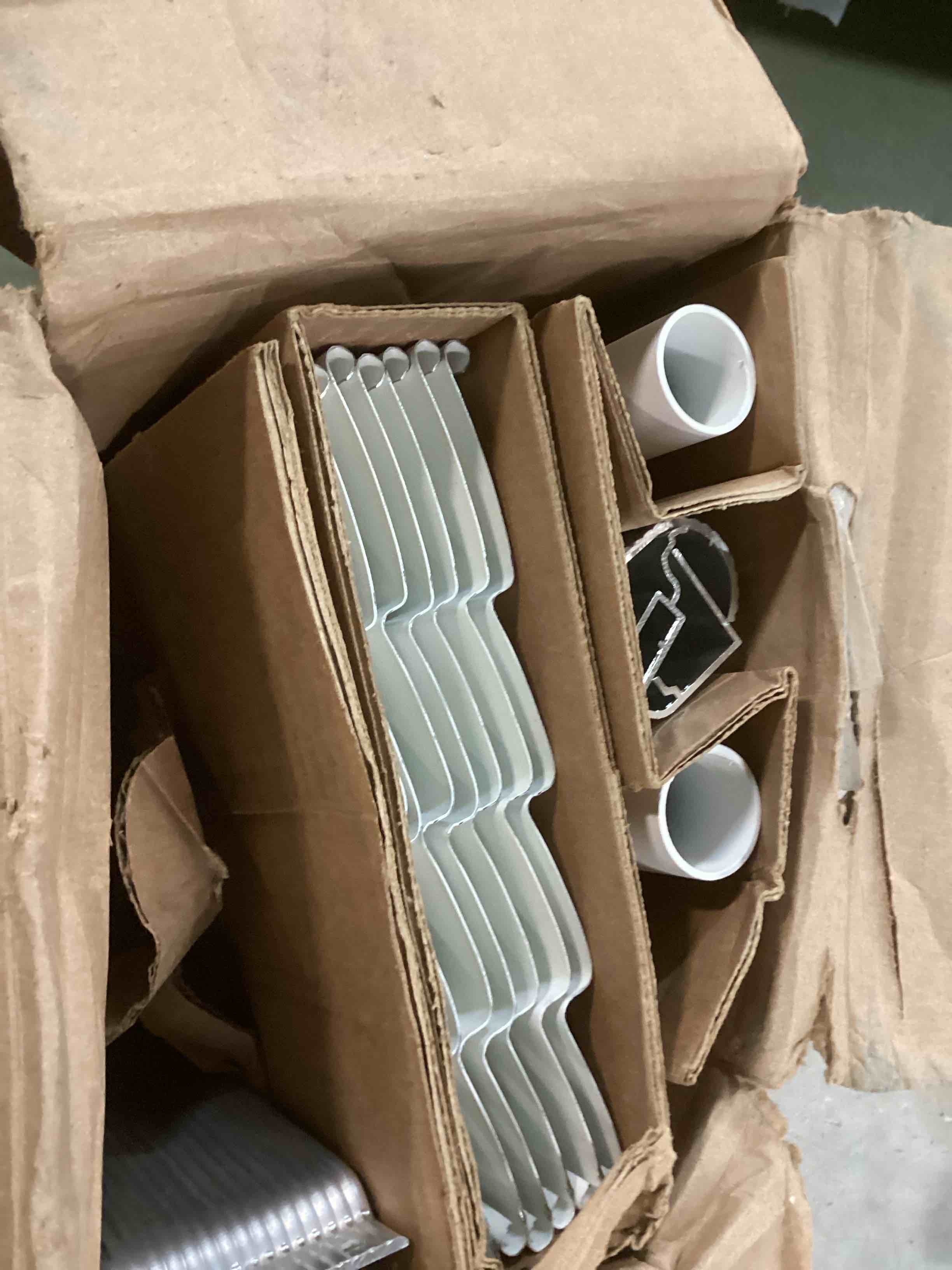 https://s3.amazonaws.com/lotting-images-prod/bidfta/PPE1829728_1733764836800.jpeg
