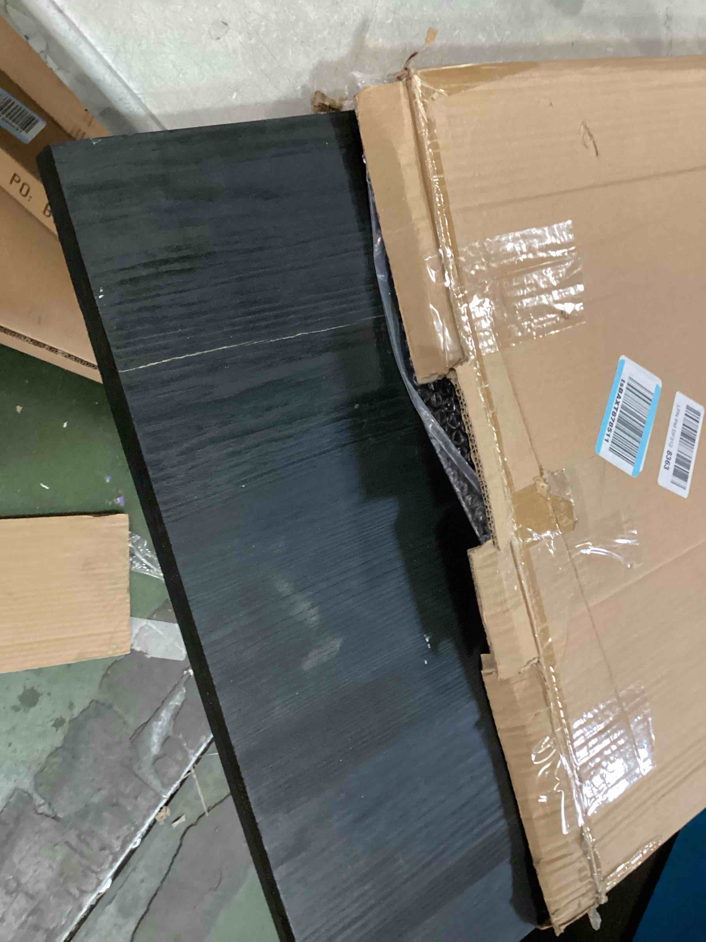 https://s3.amazonaws.com/lotting-images-prod/bidfta/PPE1830075_1733862308288.jpeg