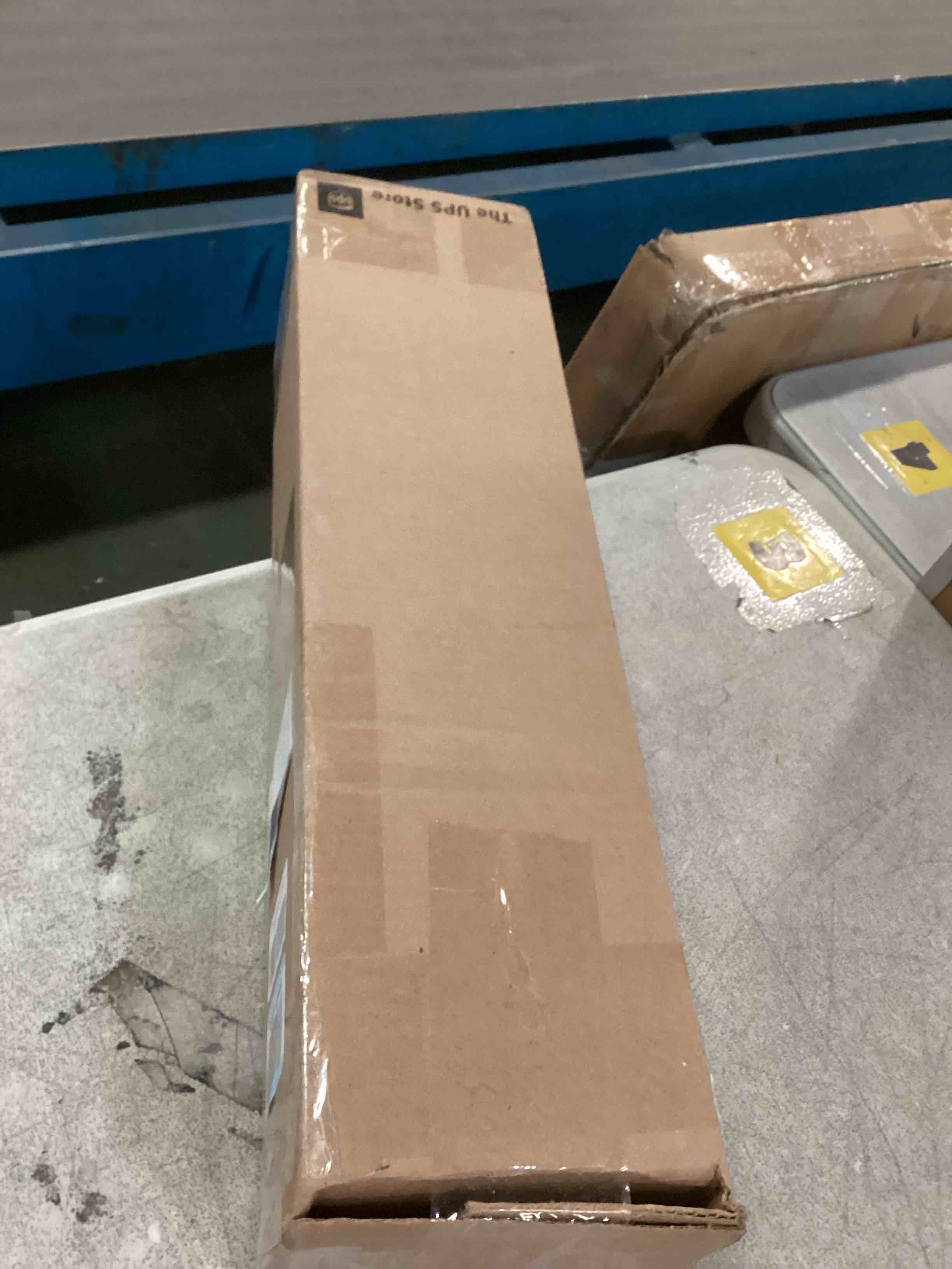 https://s3.amazonaws.com/lotting-images-prod/bidfta/PPE1830302_1733941976446.jpeg