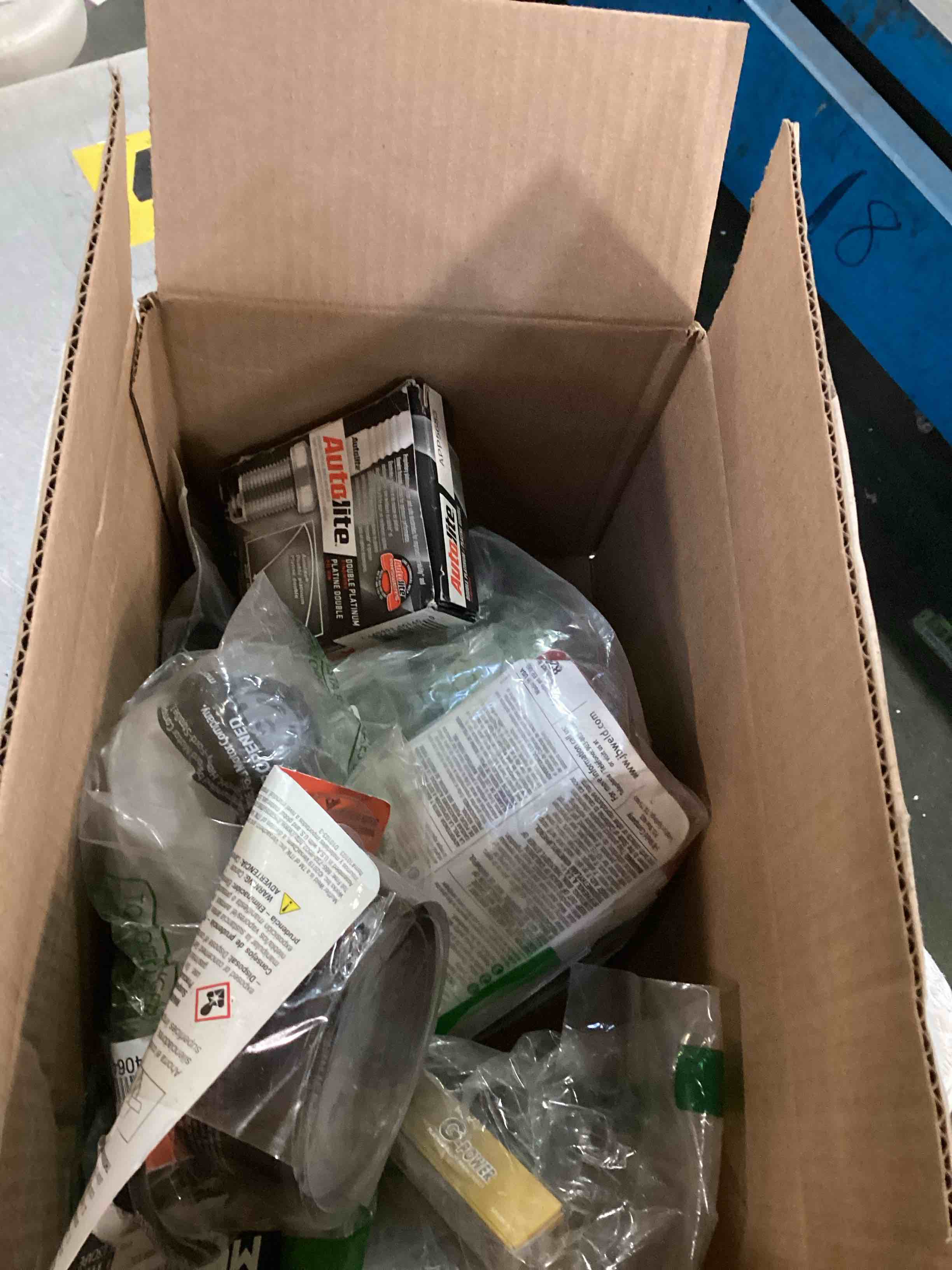 https://s3.amazonaws.com/lotting-images-prod/bidfta/PPE1830591_1734033020431.jpeg