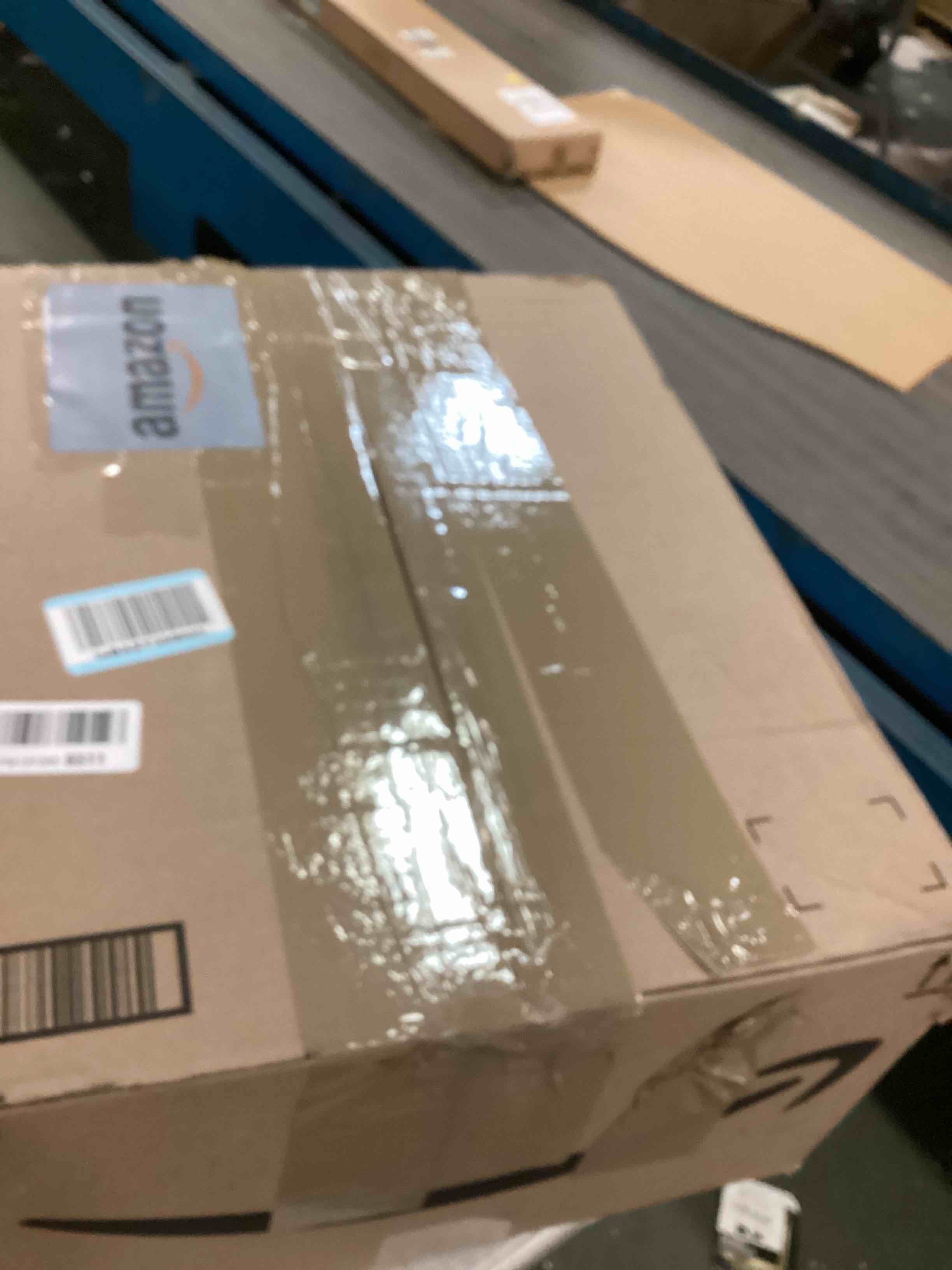 https://s3.amazonaws.com/lotting-images-prod/bidfta/PPE1830623_1734037249786.jpeg