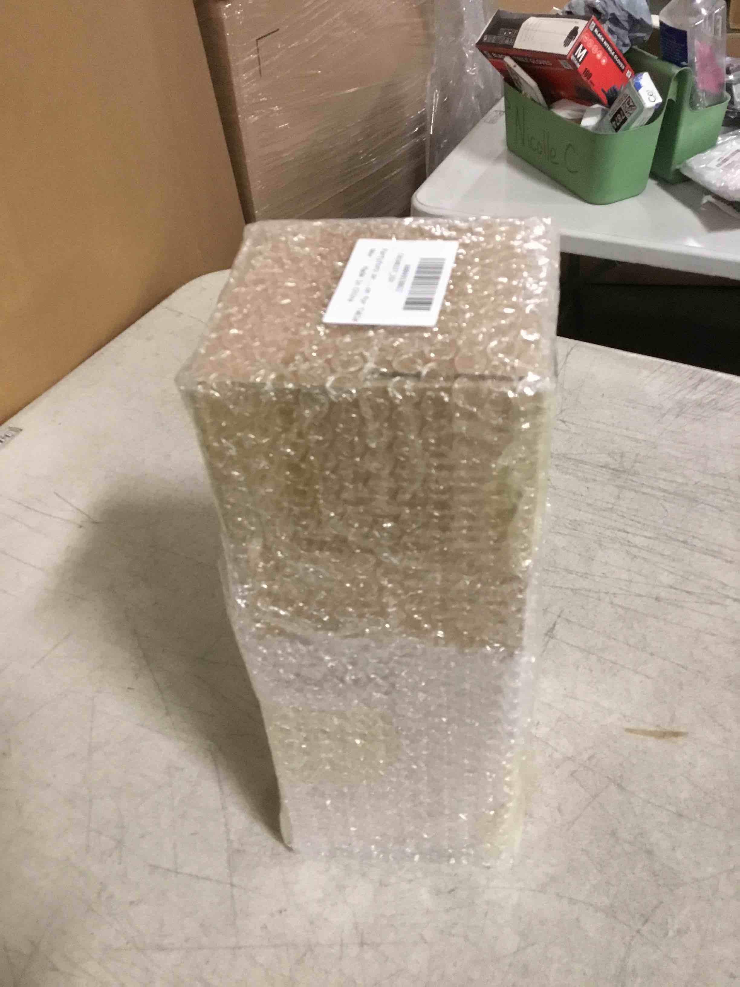 https://s3.amazonaws.com/lotting-images-prod/bidfta/PPE1832026_1733141804136.jpeg