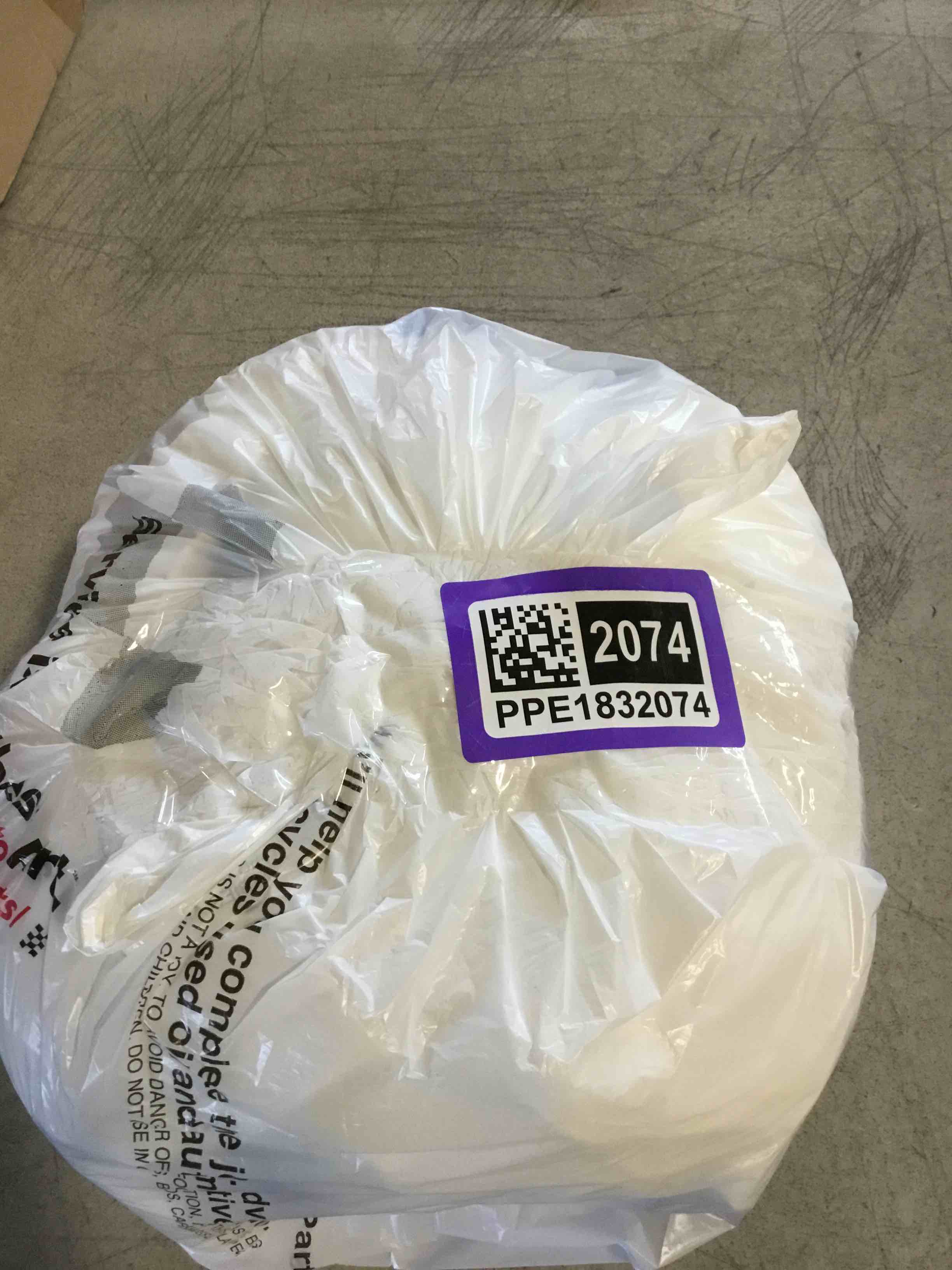 https://s3.amazonaws.com/lotting-images-prod/bidfta/PPE1832074_1733148129195.jpeg