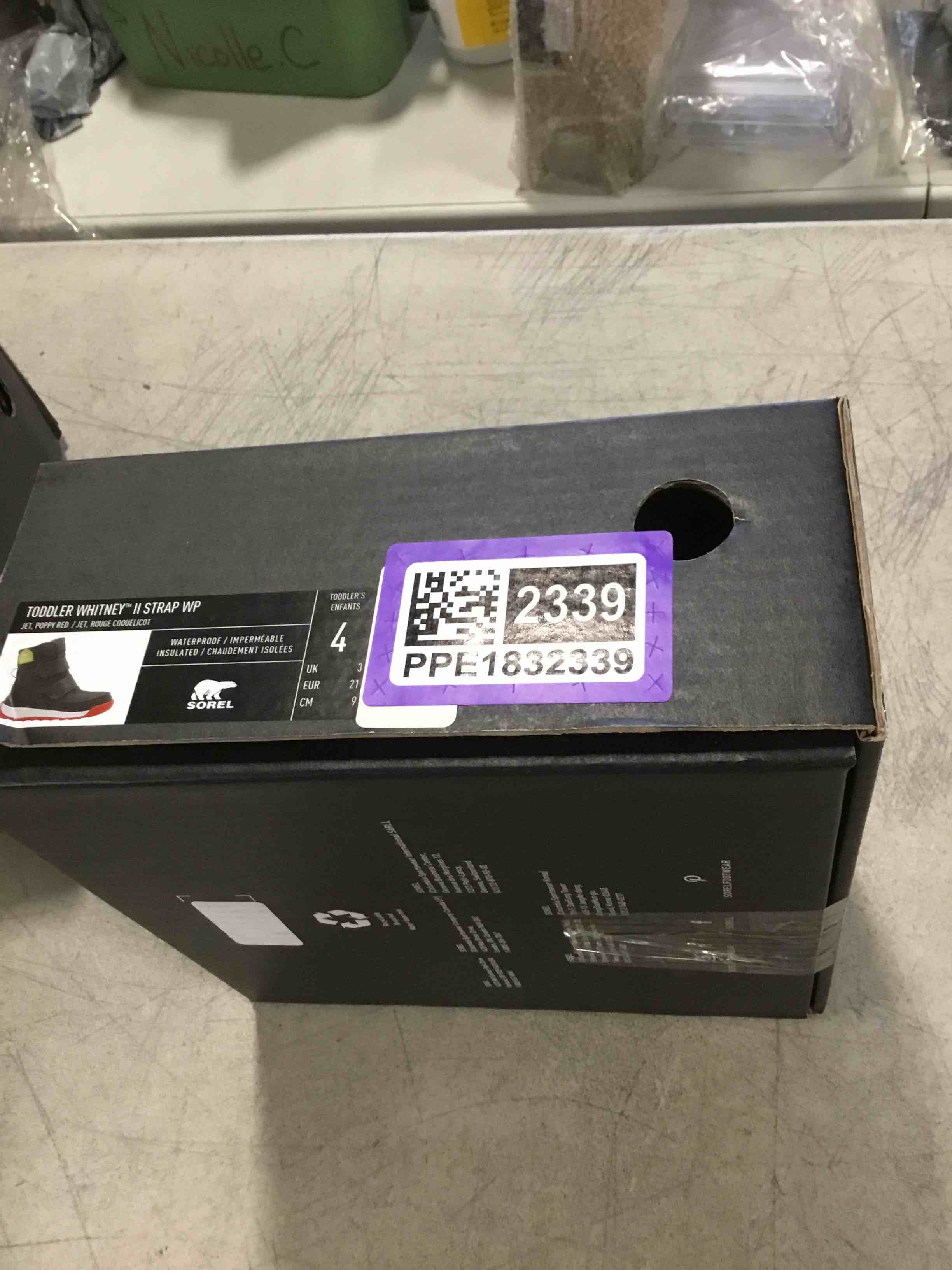 https://s3.amazonaws.com/lotting-images-prod/bidfta/PPE1832339_1733255805296.jpeg