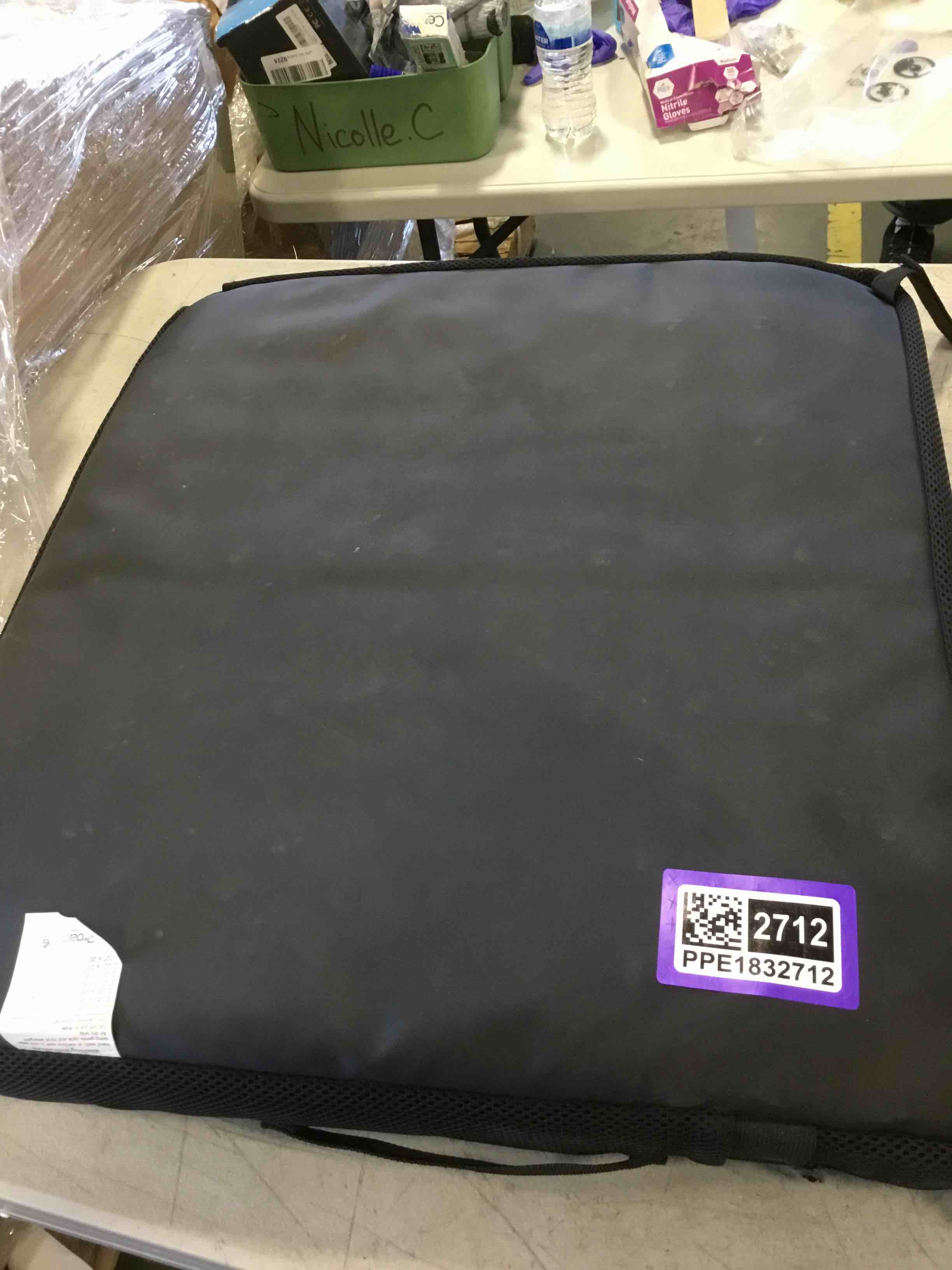 https://s3.amazonaws.com/lotting-images-prod/bidfta/PPE1832712_1733500907290.jpeg