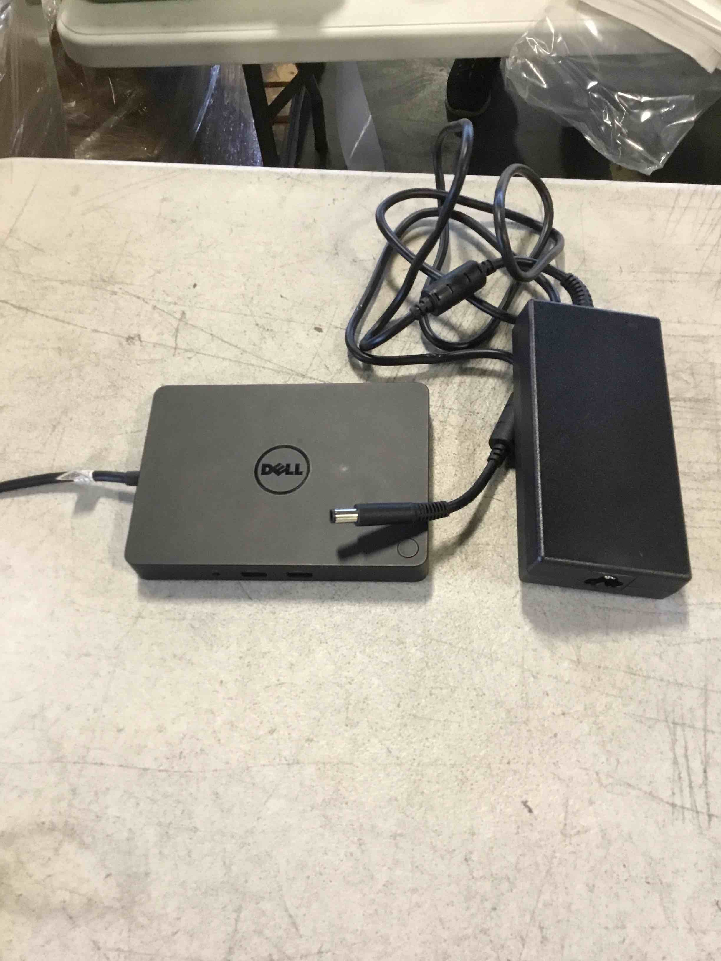 https://s3.amazonaws.com/lotting-images-prod/bidfta/PPE1832718_1733502322407.jpeg