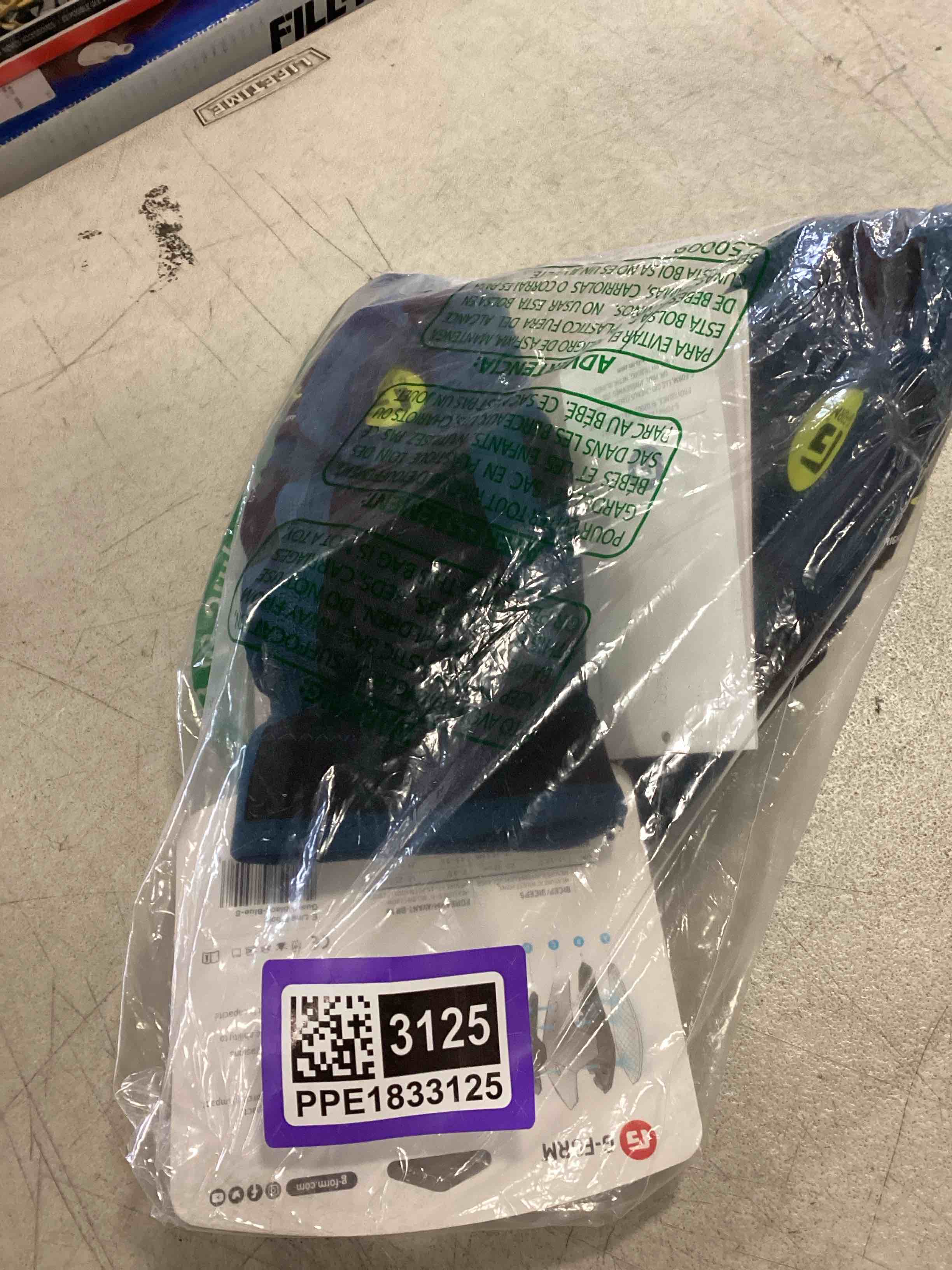 https://s3.amazonaws.com/lotting-images-prod/bidfta/PPE1833125_1733934456933.jpeg