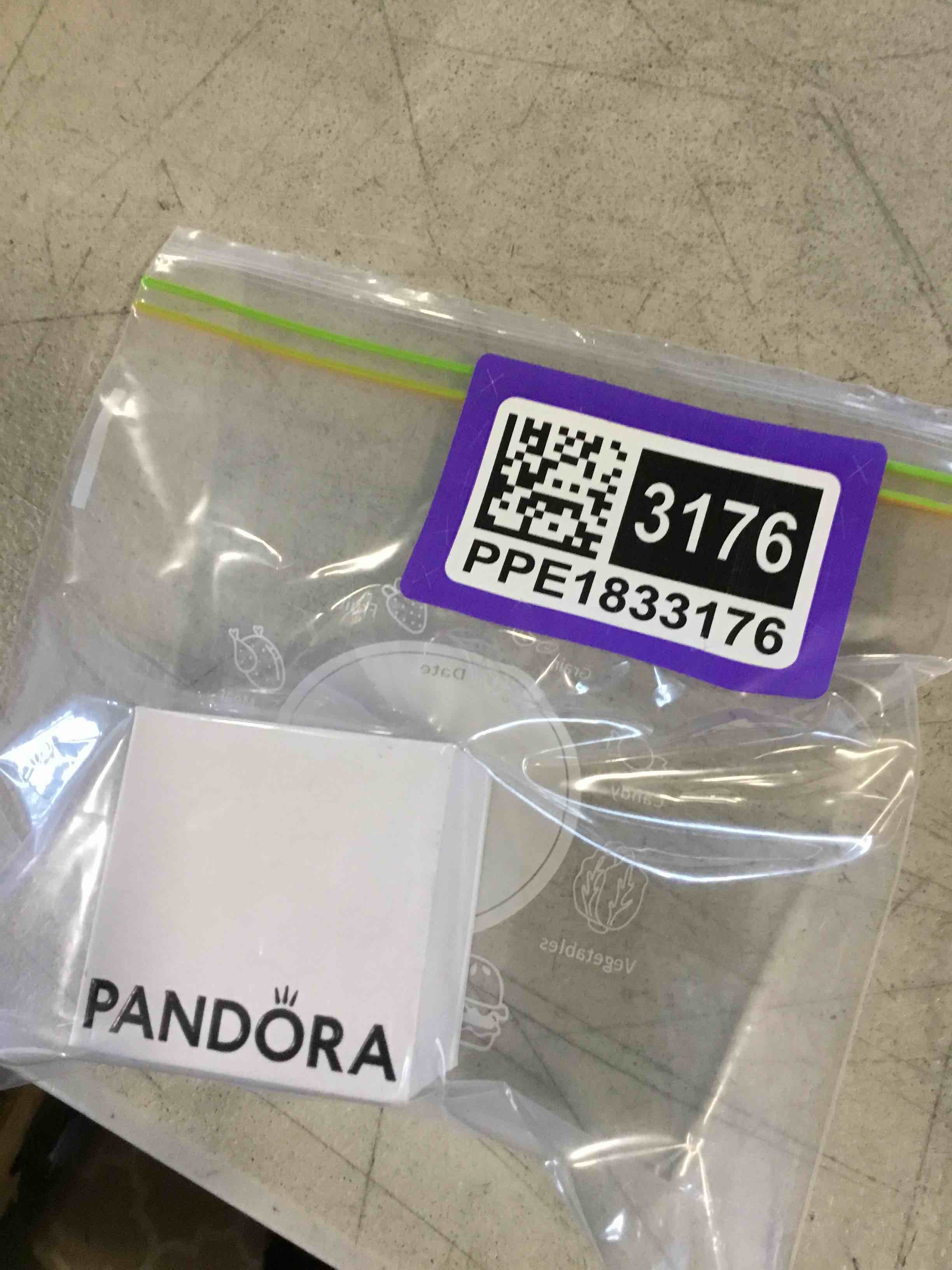 https://s3.amazonaws.com/lotting-images-prod/bidfta/PPE1833176_1734011194530.jpeg