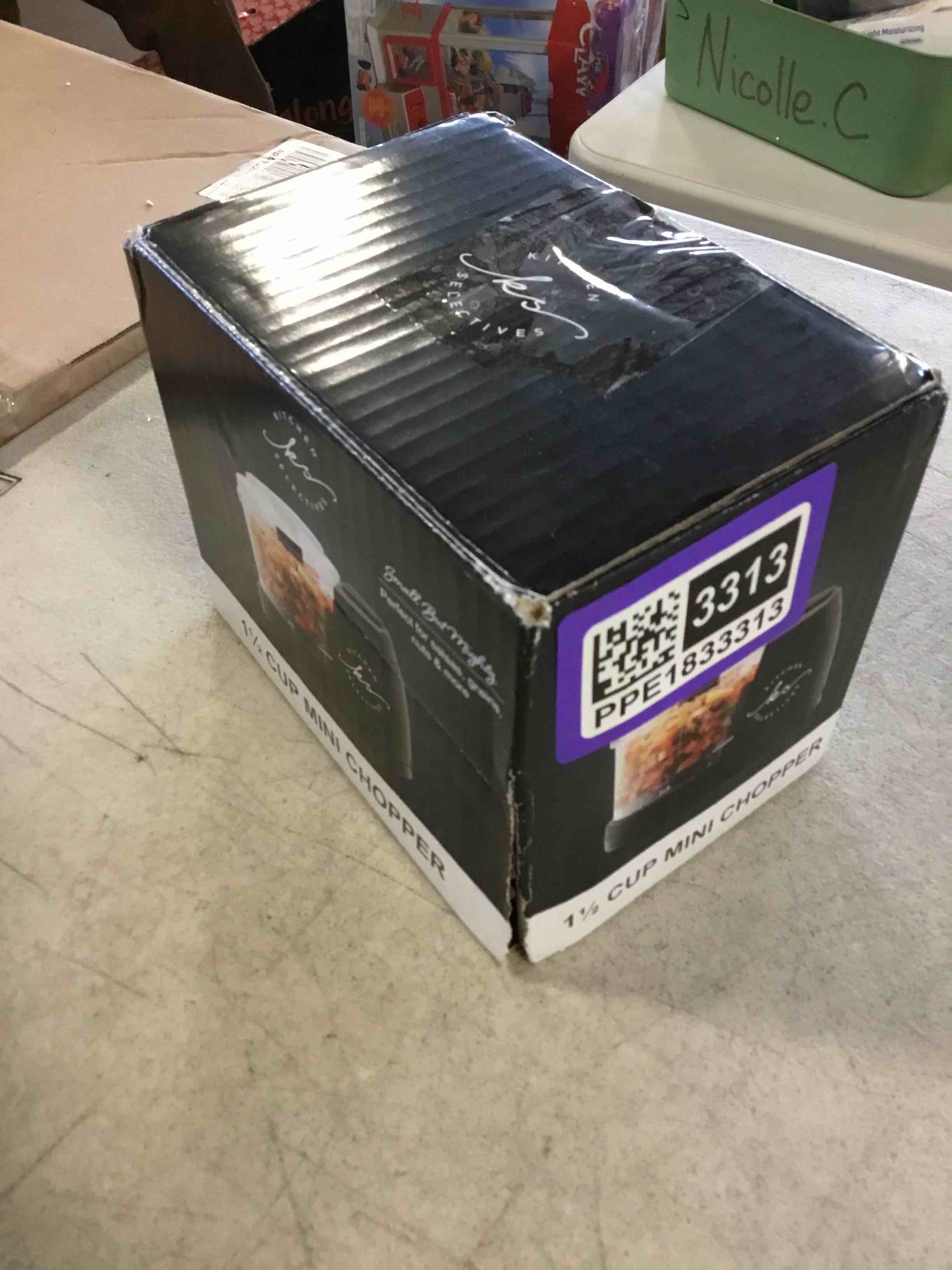 https://s3.amazonaws.com/lotting-images-prod/bidfta/PPE1833313_1734113233150.jpeg
