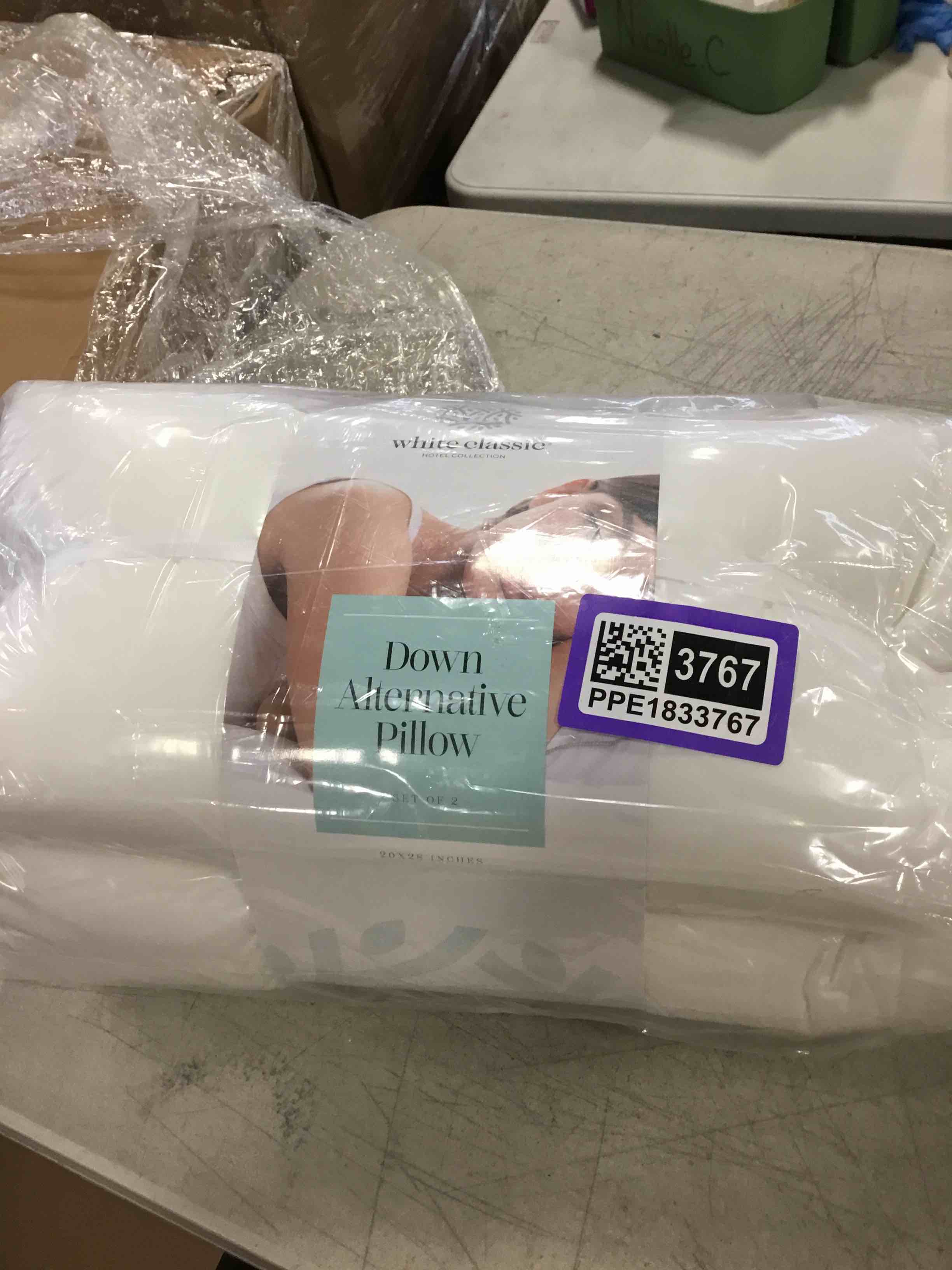 https://s3.amazonaws.com/lotting-images-prod/bidfta/PPE1833767_1734536482860.jpeg