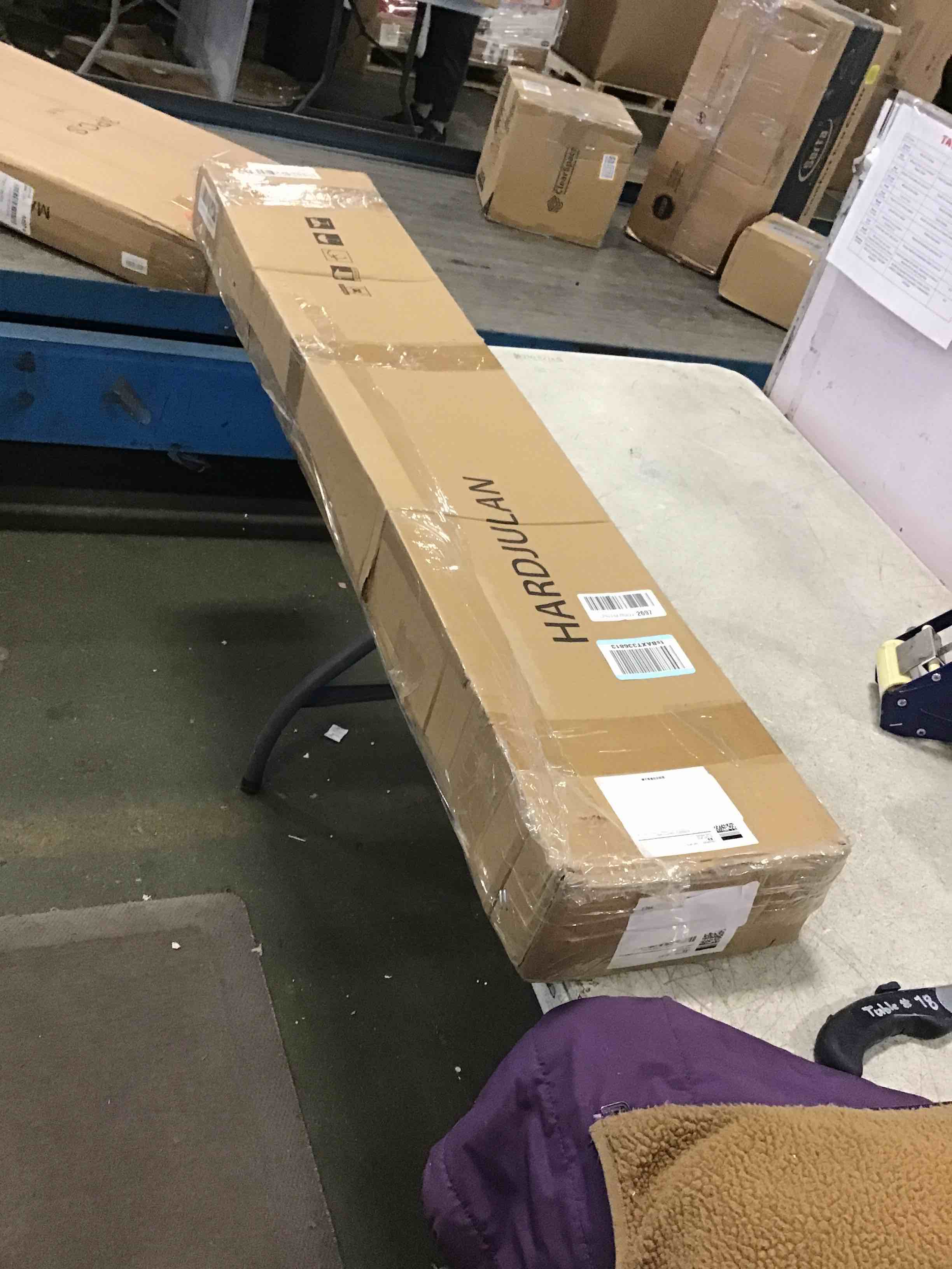 https://s3.amazonaws.com/lotting-images-prod/bidfta/PPE1834297_1733151226051.jpeg