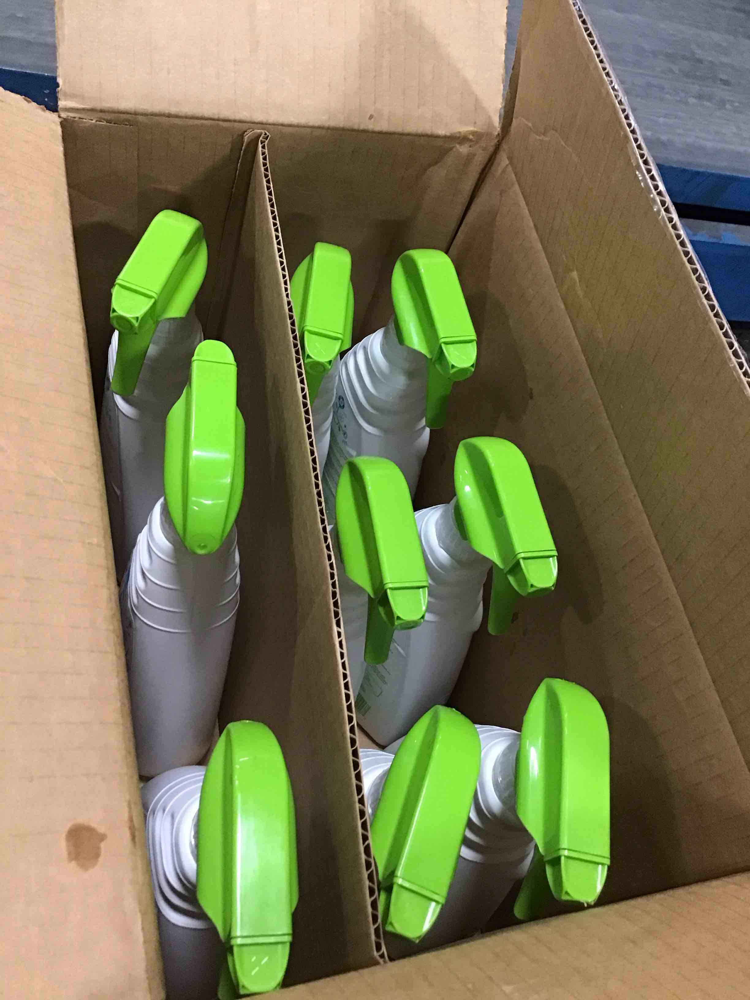 https://s3.amazonaws.com/lotting-images-prod/bidfta/PPE1834709_1733346416904.jpeg