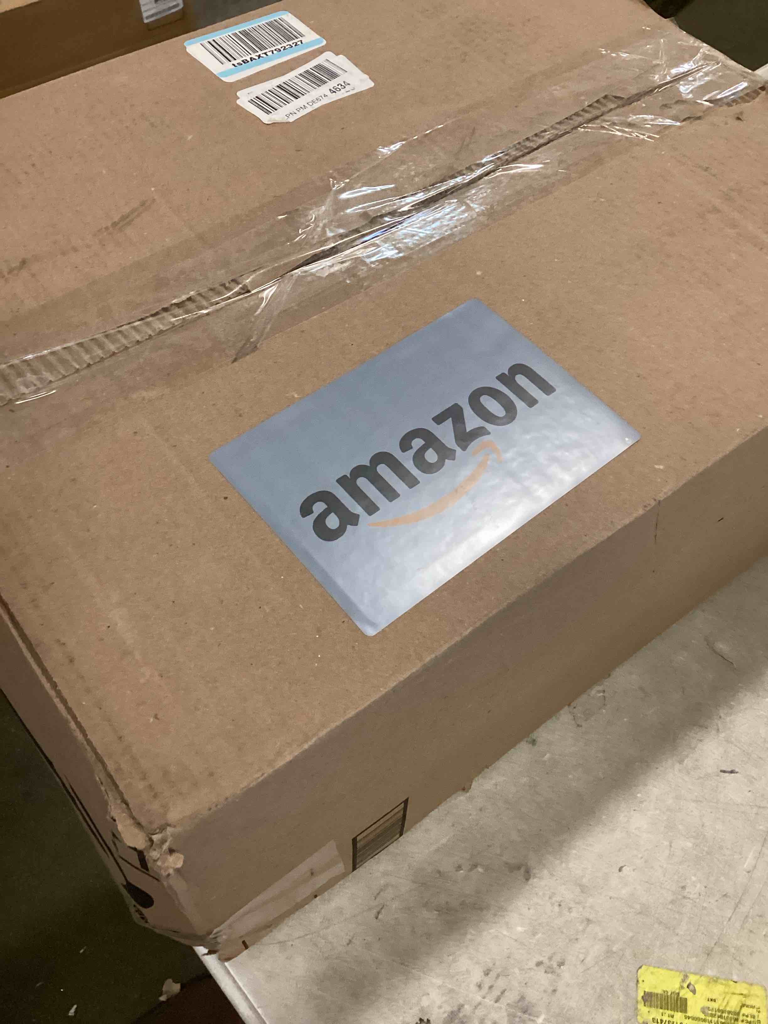 https://s3.amazonaws.com/lotting-images-prod/bidfta/PPE1835069_1734453919838.jpeg