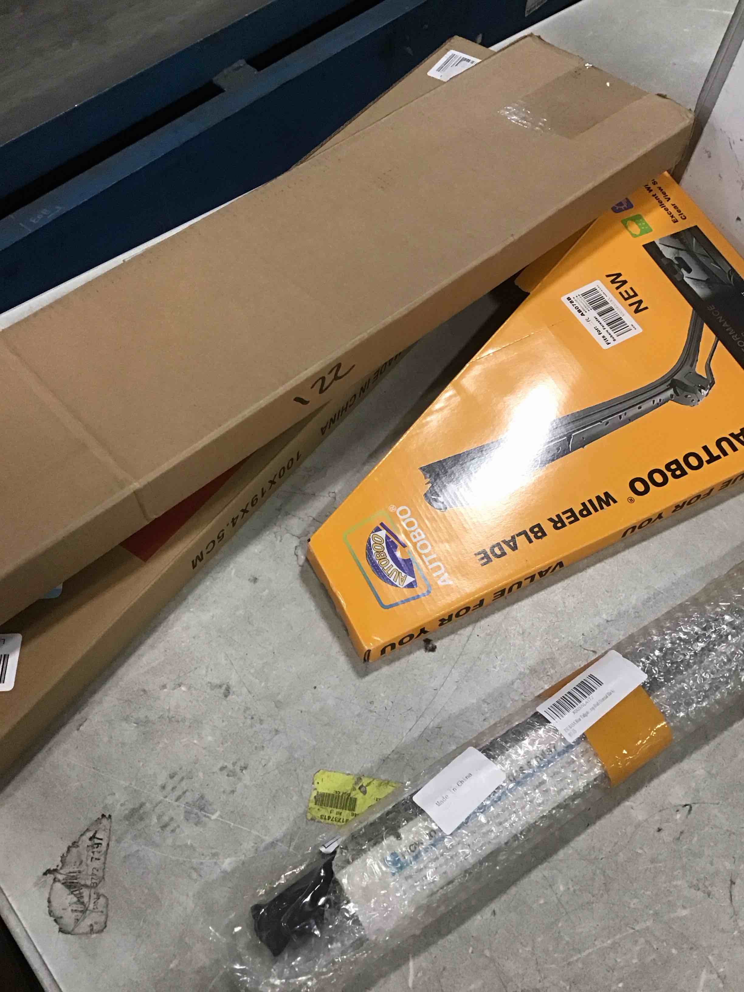 https://s3.amazonaws.com/lotting-images-prod/bidfta/PPE1835177_1734468534152.jpeg